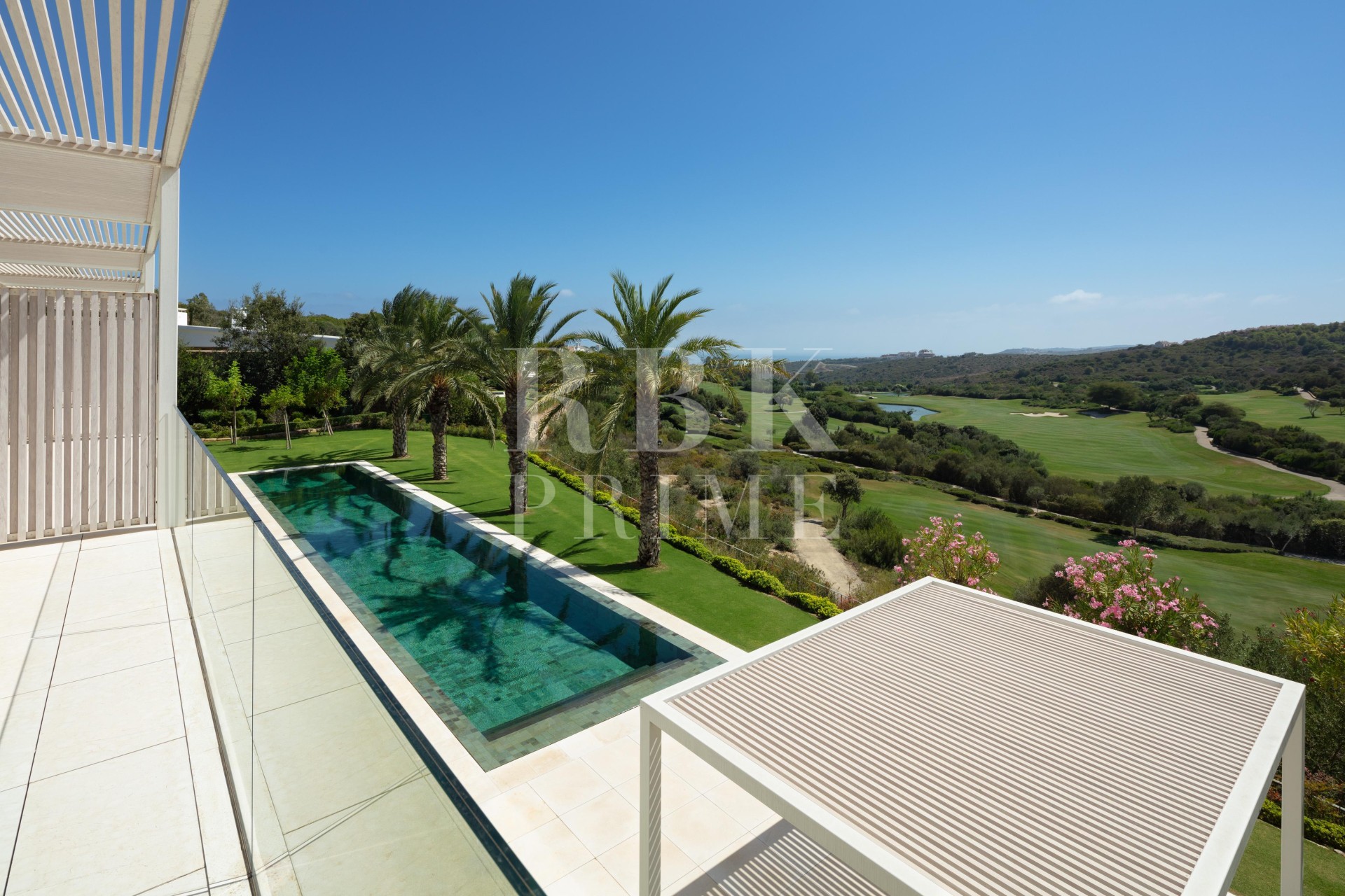 Resale - Villa - Malaga - Casares