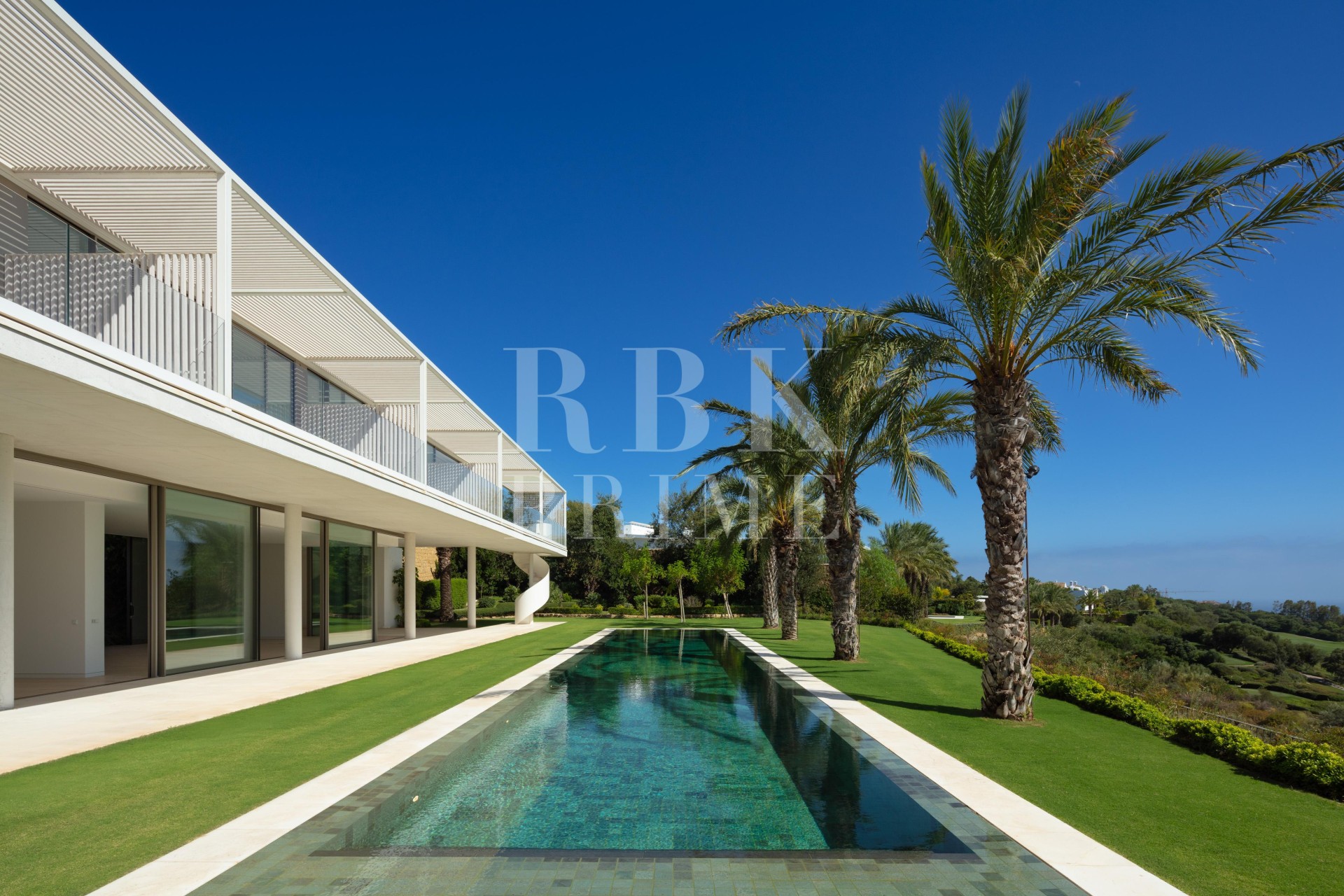 Resale - Villa - Malaga - Casares