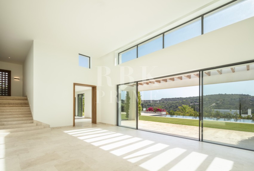 Resale - Villa - Malaga - Casares
