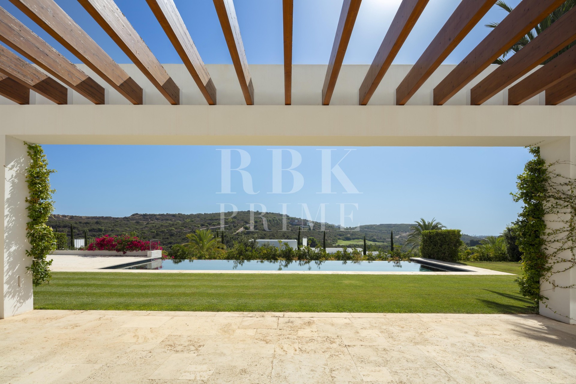 Resale - Villa - Malaga - Casares