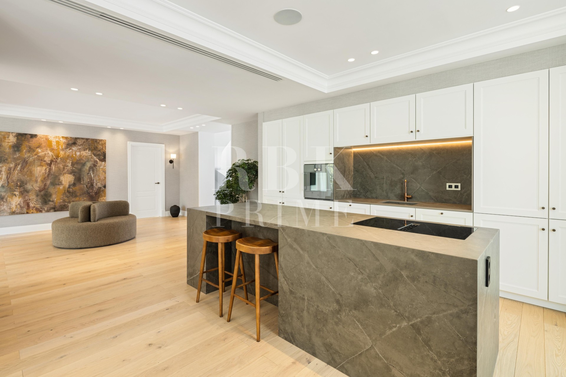 Resale - Villa - Malaga - Málaga