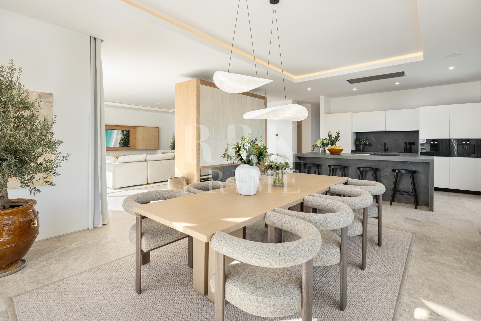 Resale - Villa - Malaga - Málaga