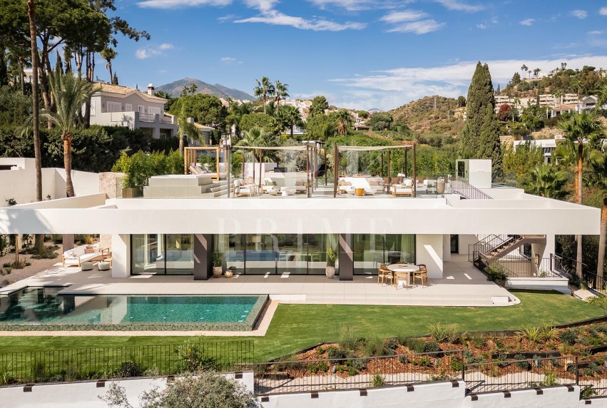 Resale - Villa - Malaga - Nueva Andalucía