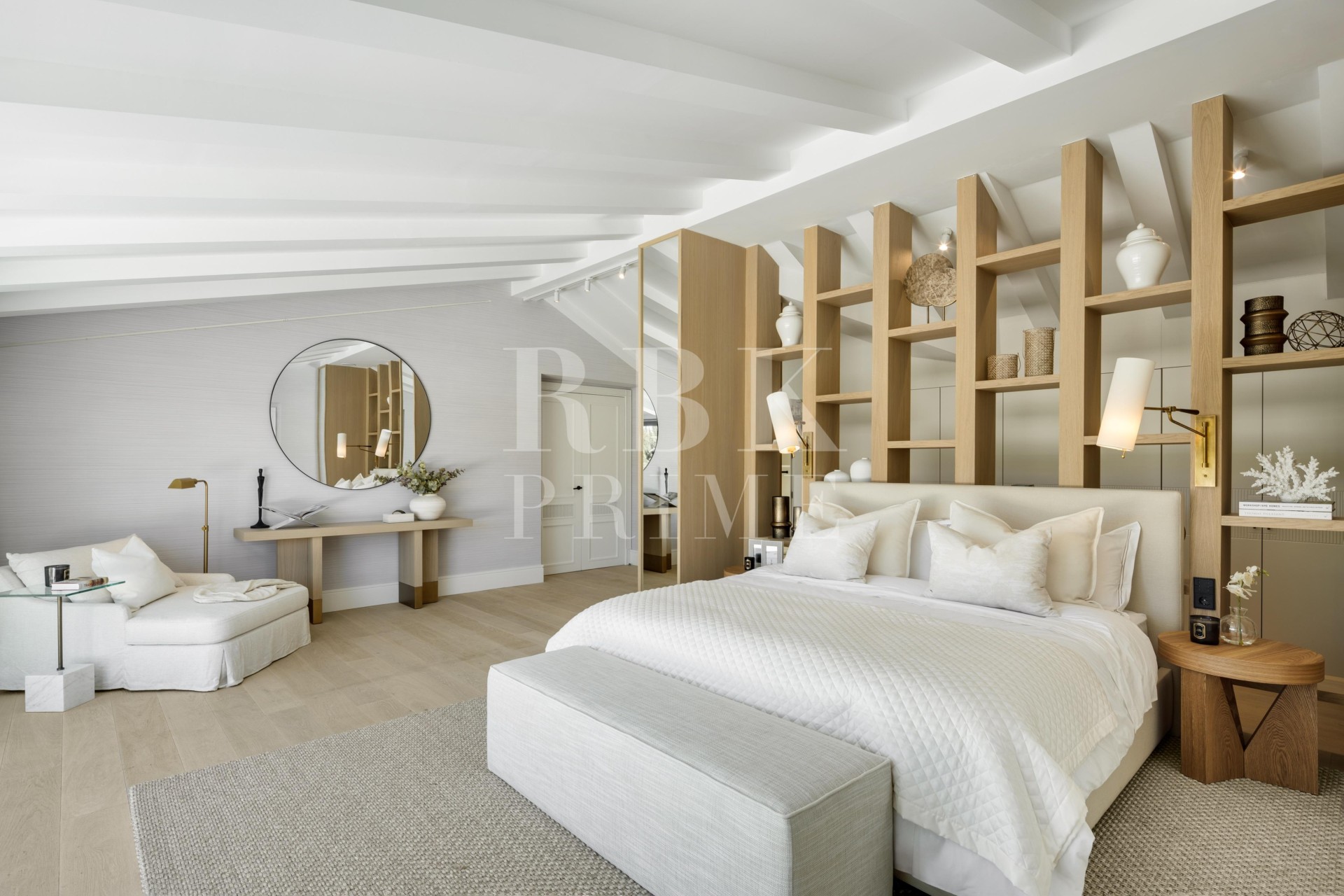 Resale - Villa - Malaga - Nueva Andalucía