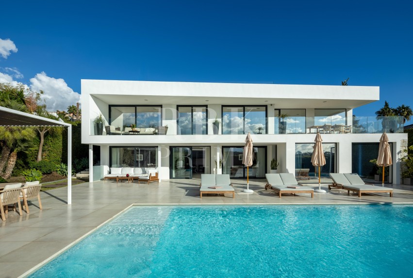 Resale - Villa - Malaga - Nueva Andalucía