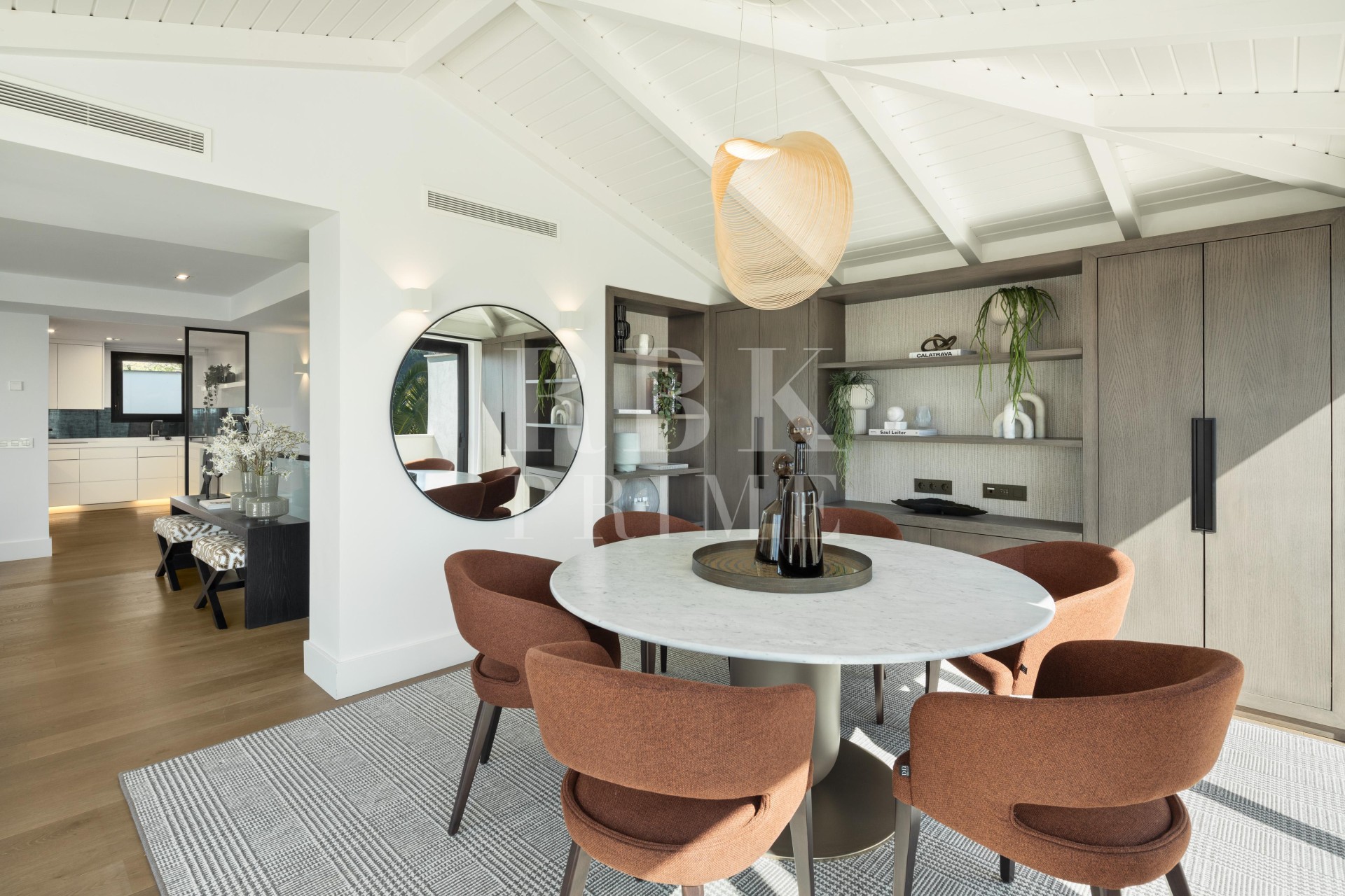 Resale - Villa - Malaga - Nueva Andalucía