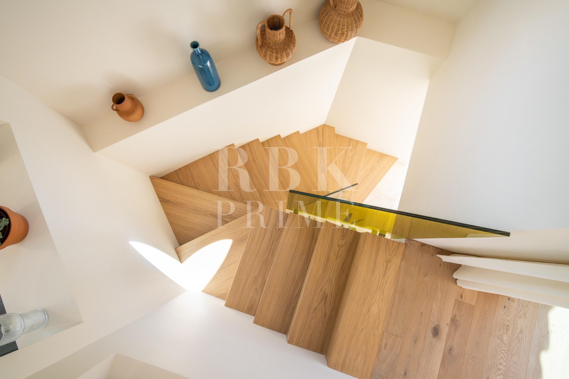Resale - Villa - Malaga - Nueva Andalucía