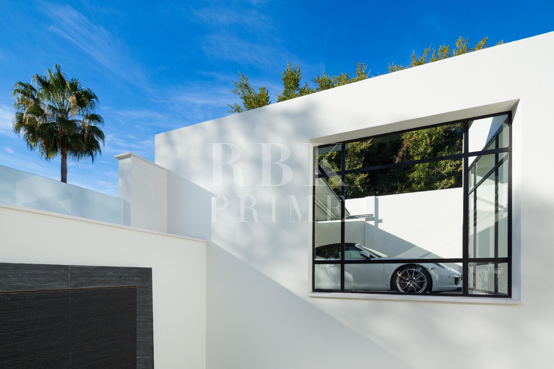 Resale - Villa - Malaga - Nueva Andalucía