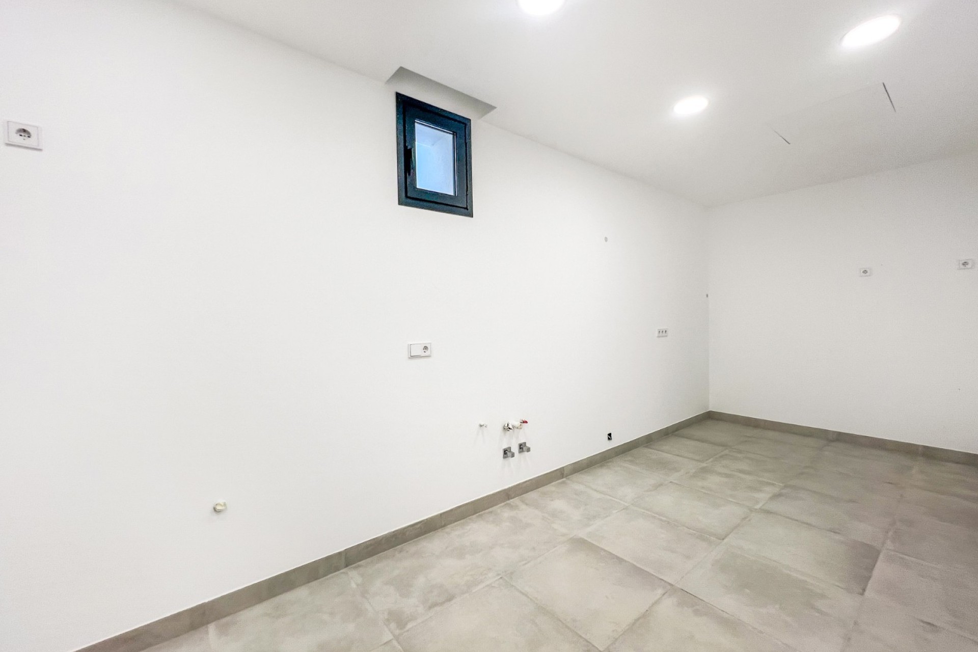 Resale - Villa - Marbella - Golden Mile