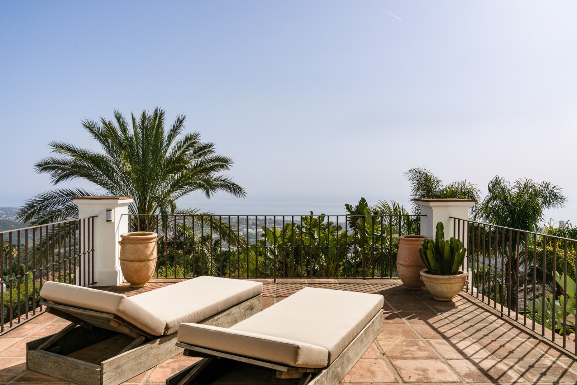 Resale - Villa - Marbella - Los Monteros