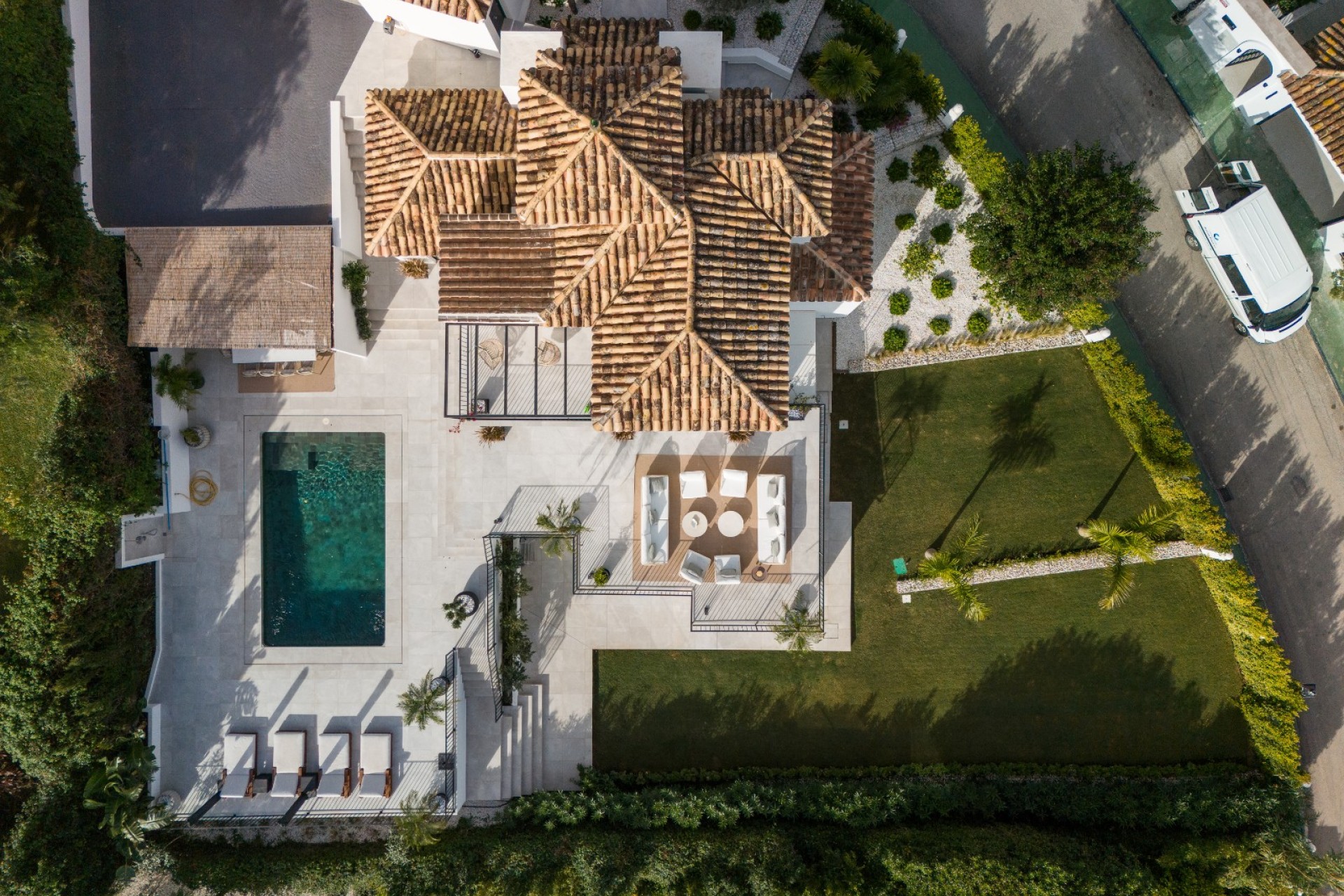 Resale - Villa - Marbella - Los Naranjos de Marbella
