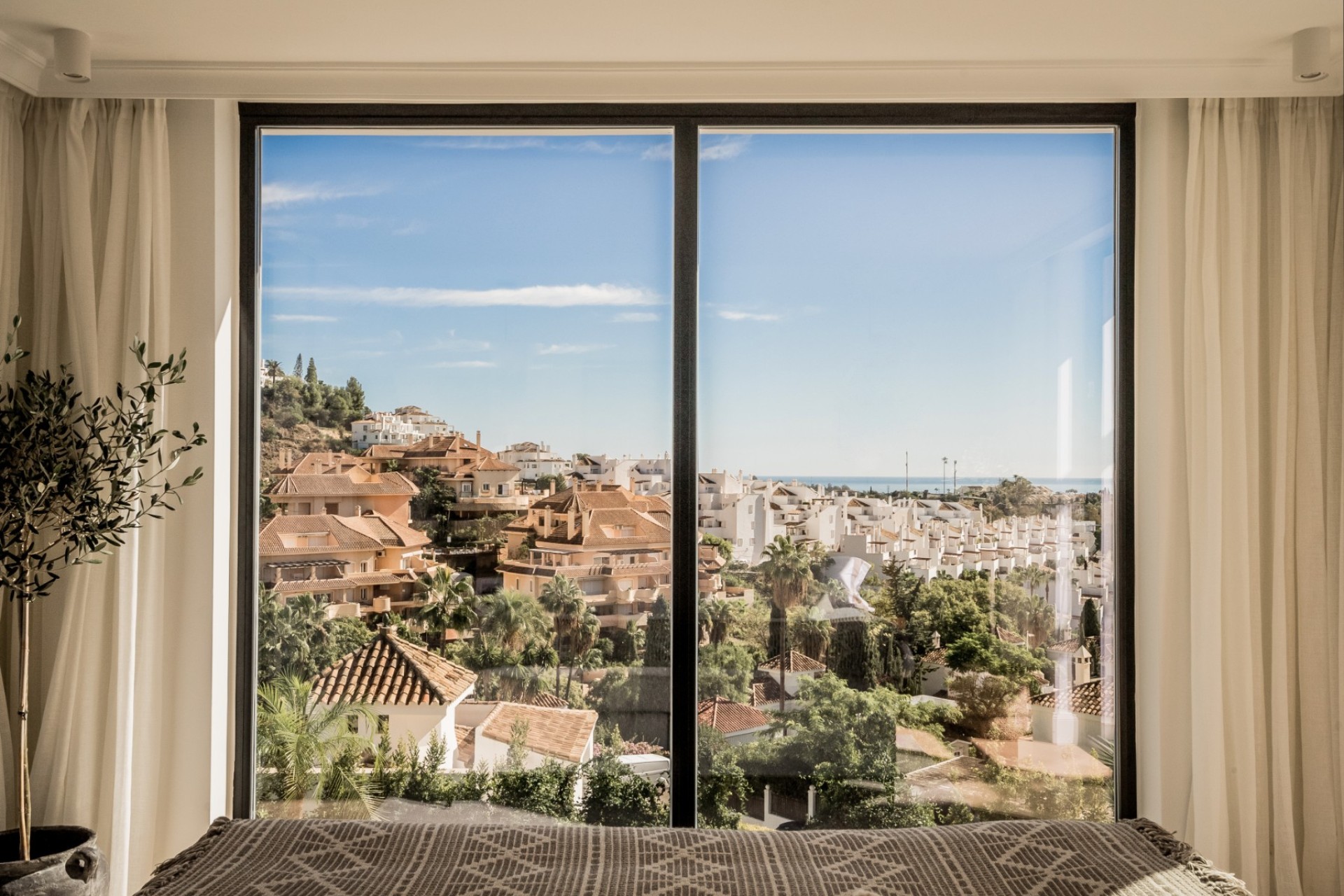 Resale - Villa - Marbella - Los Naranjos de Marbella