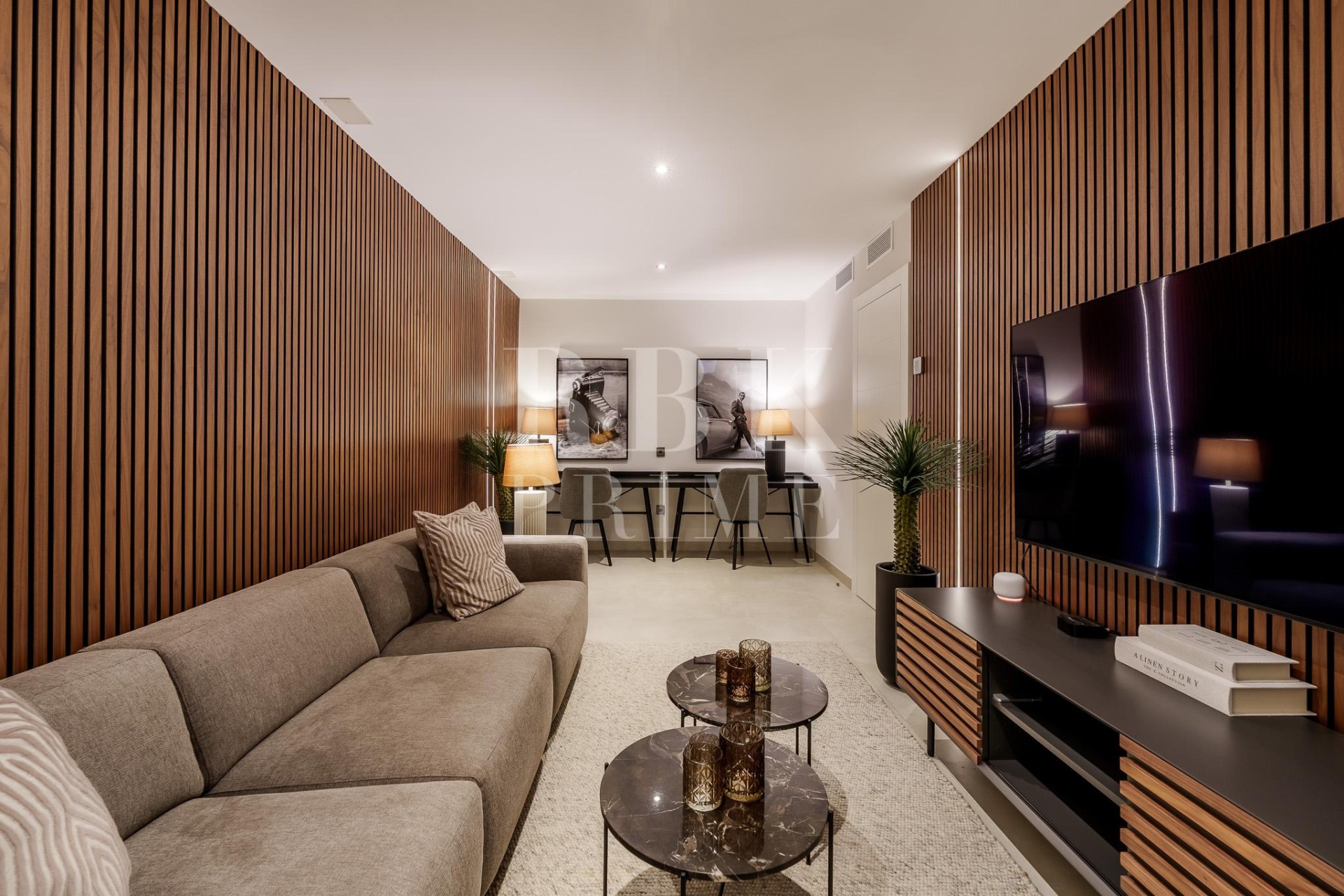 Resale - Villa - Marbella