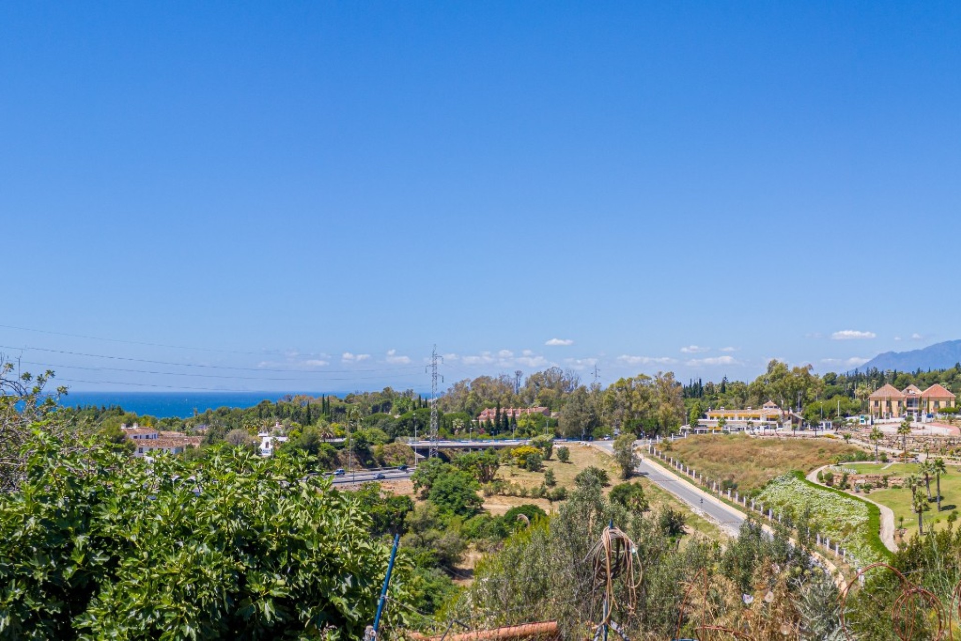 Resale - Villa - Marbella