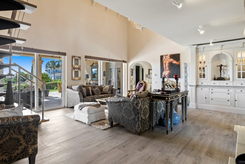 Resale - Villa - Mijas