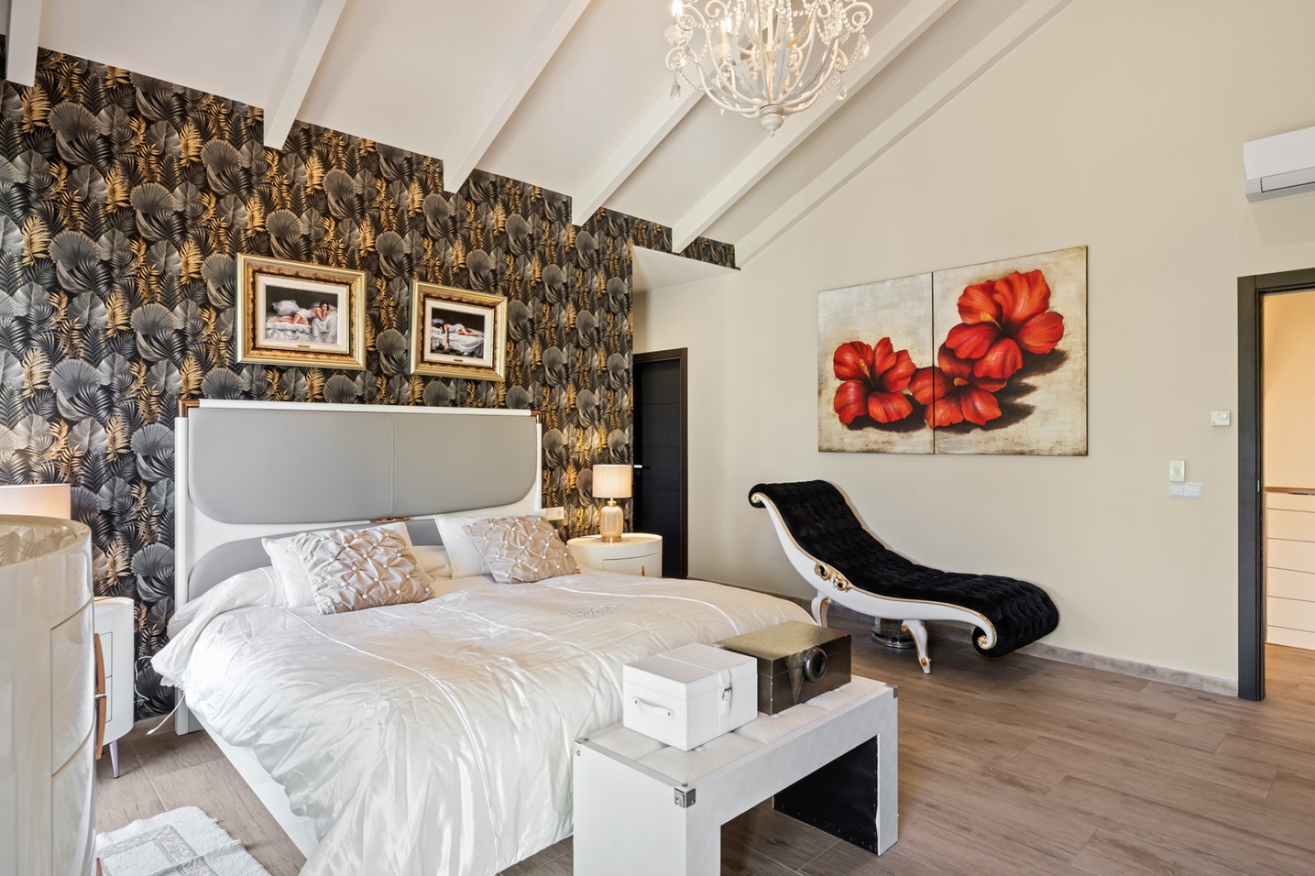 Resale - Villa - Mijas