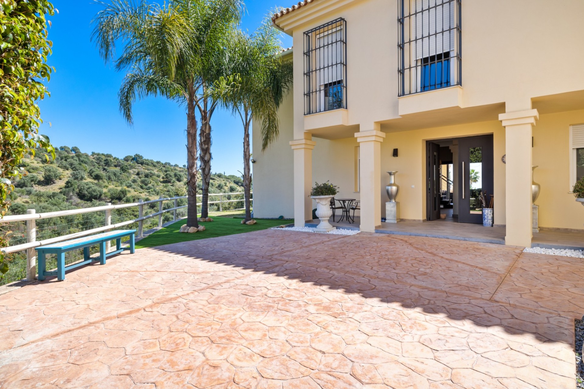 Resale - Villa - Mijas