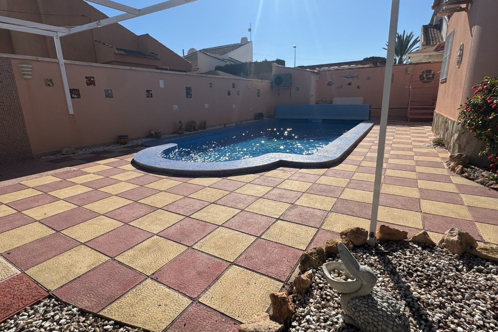 Resale - Villa - Mil Palmeras