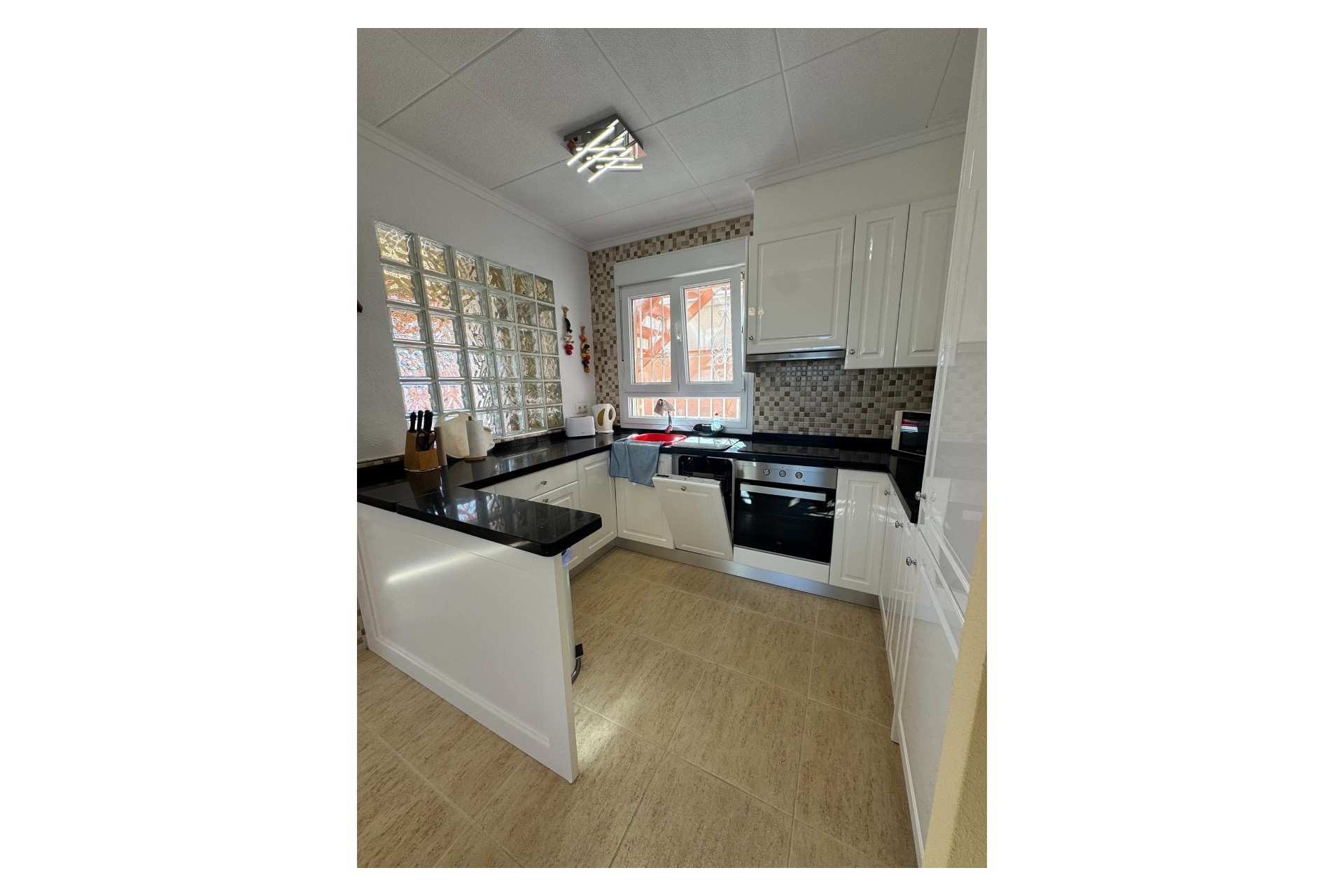 Resale - Villa - Mil Palmeras