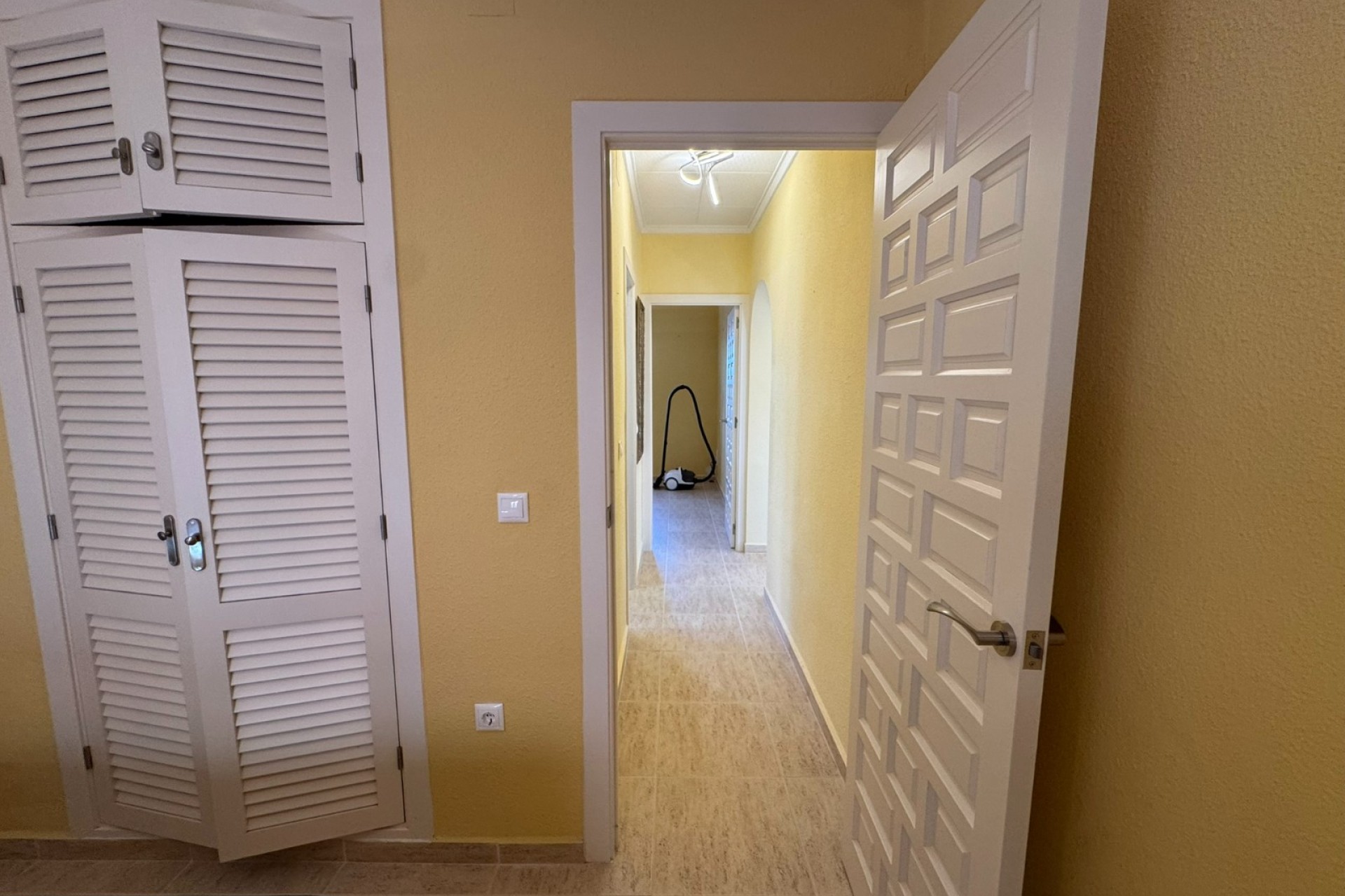 Resale - Villa - Mil Palmeras