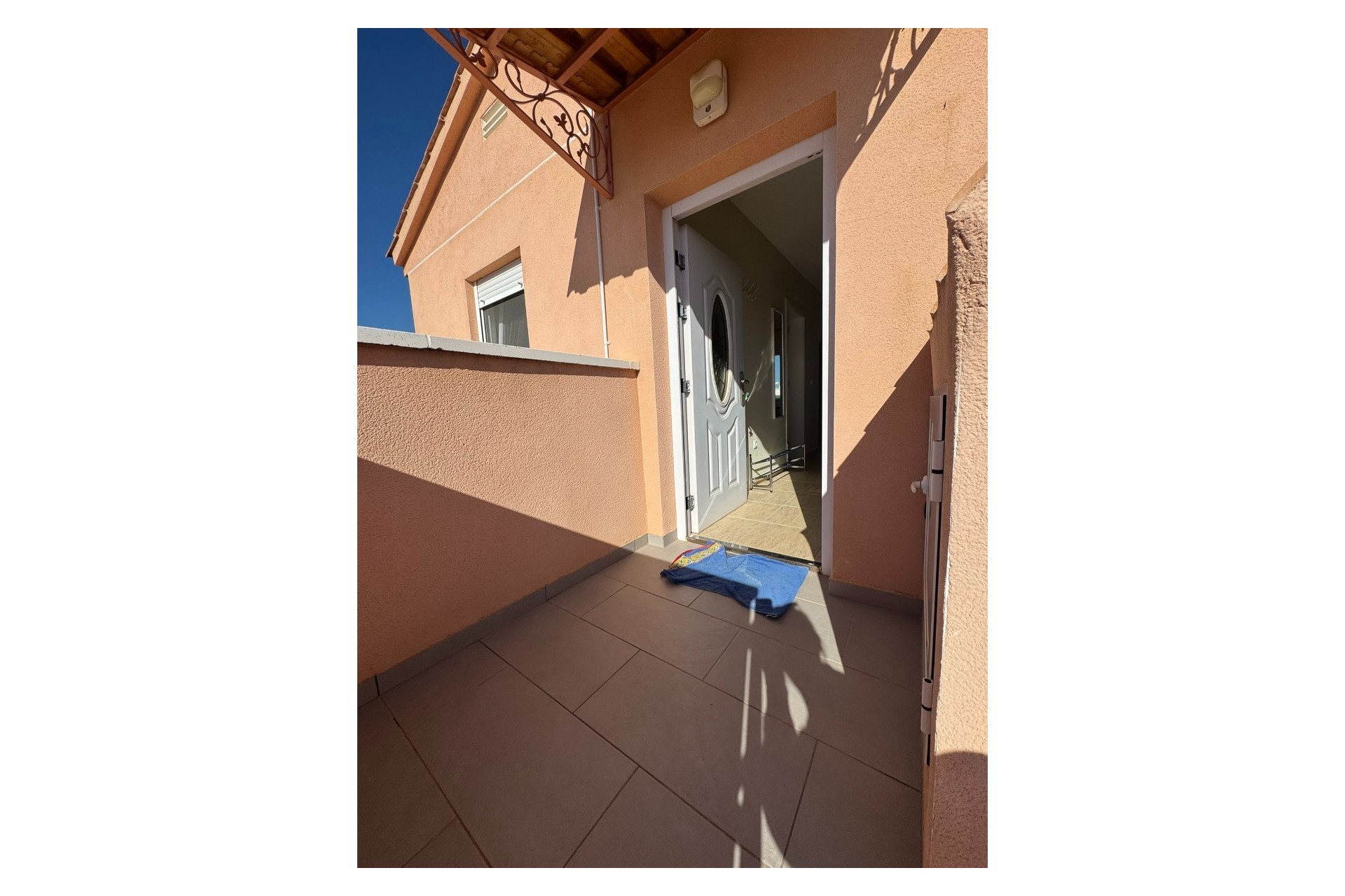 Resale - Villa - Mil Palmeras