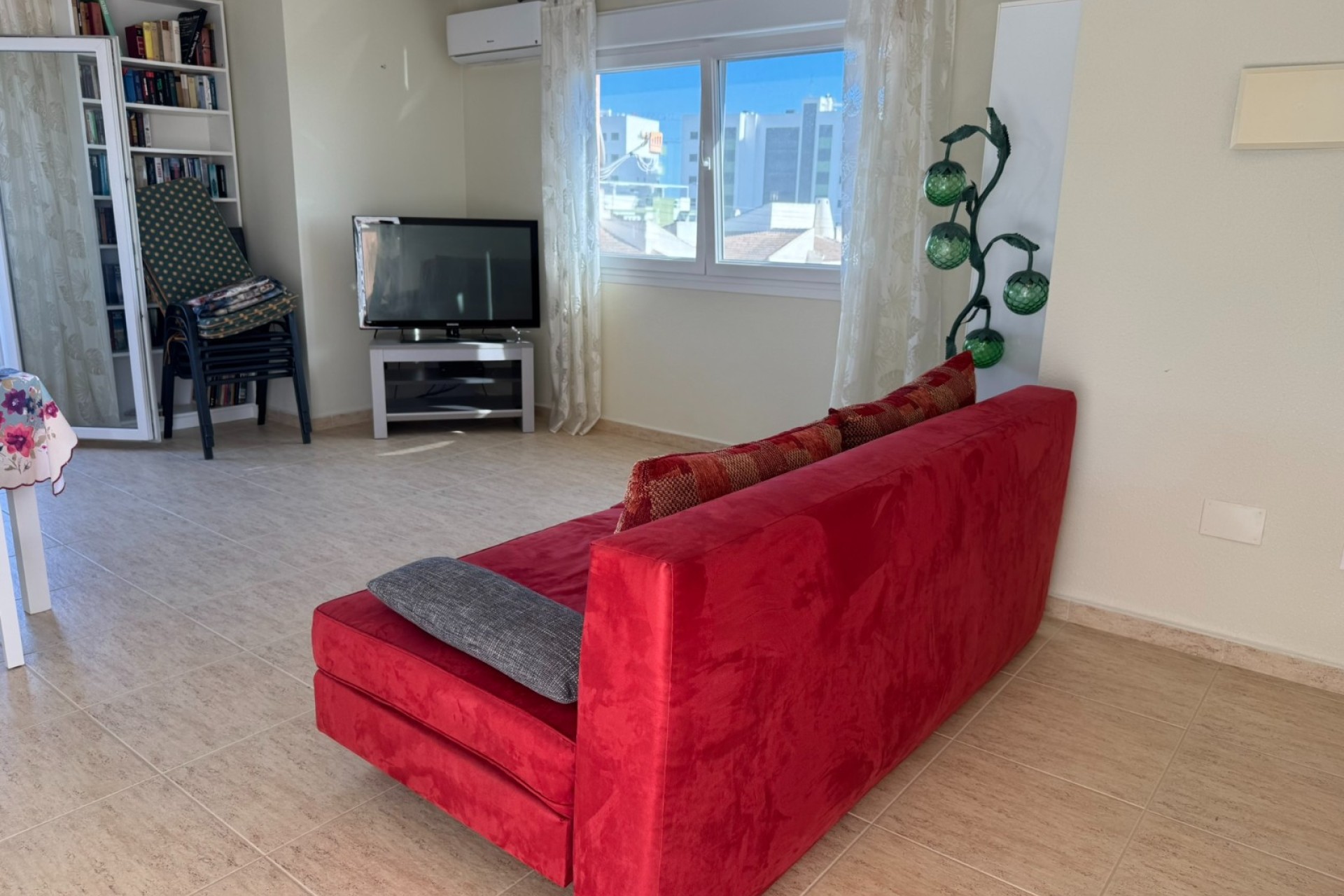 Resale - Villa - Mil Palmeras