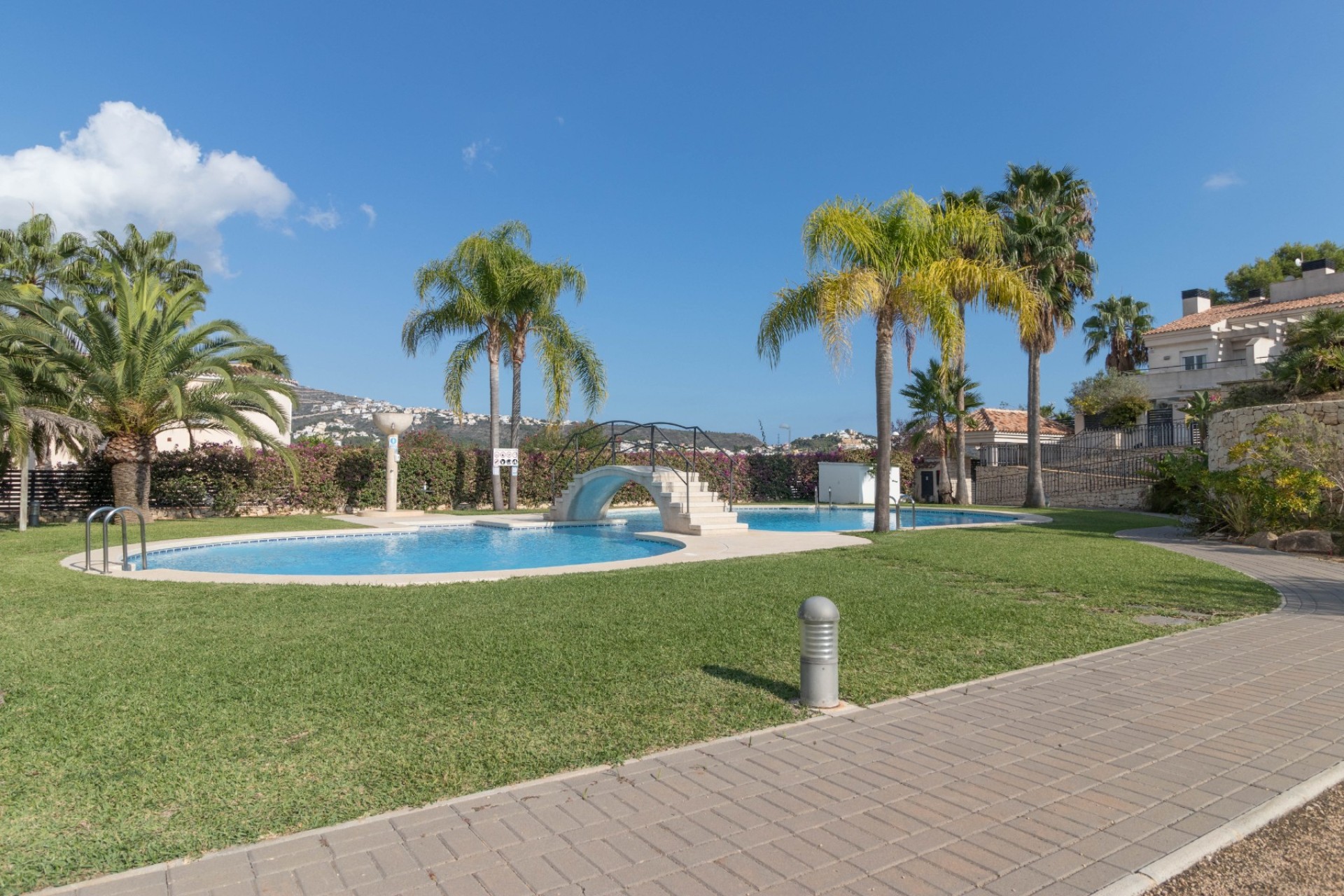 Resale - Villa - Moraira - Sabatera