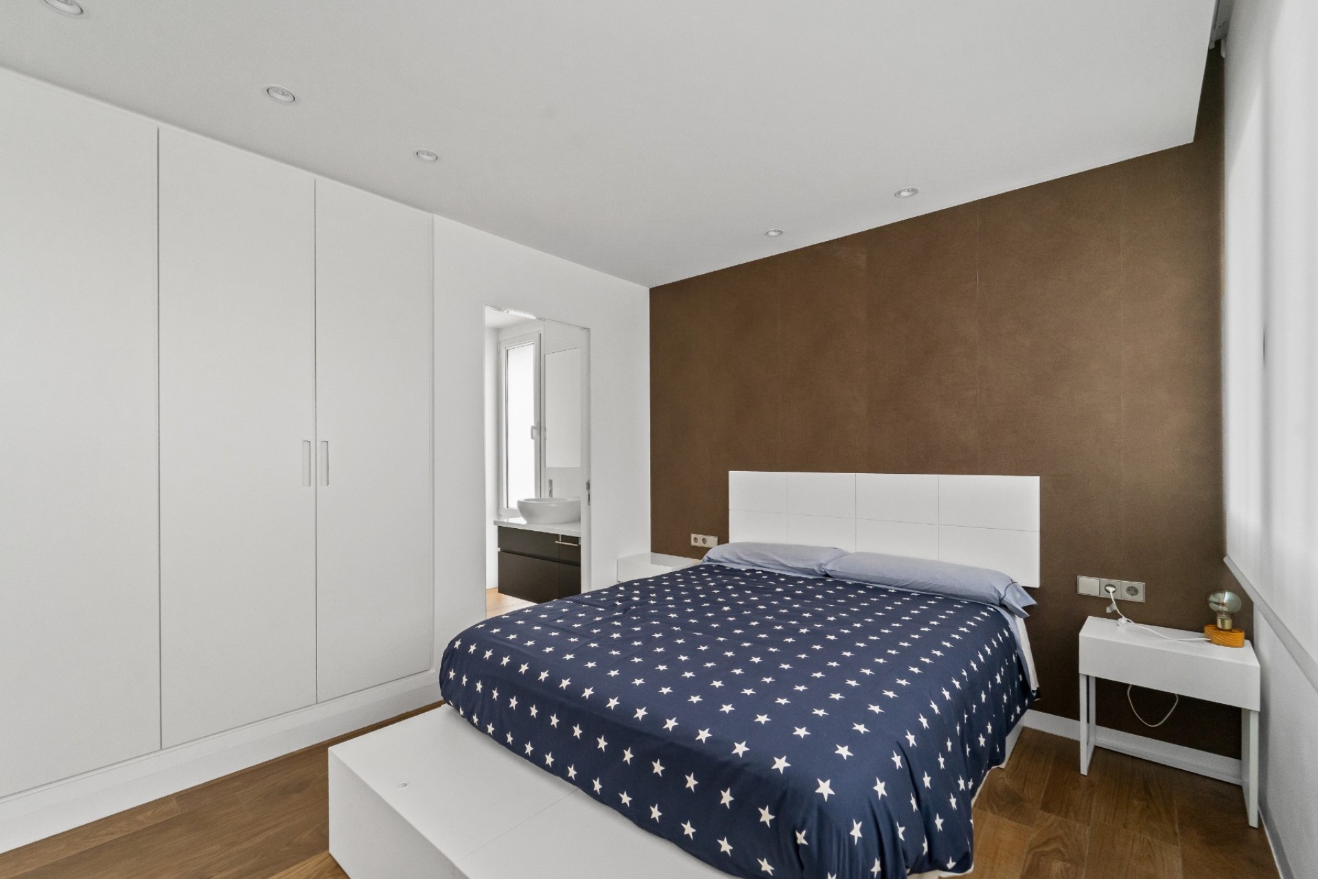 Resale - Villa - Novelda