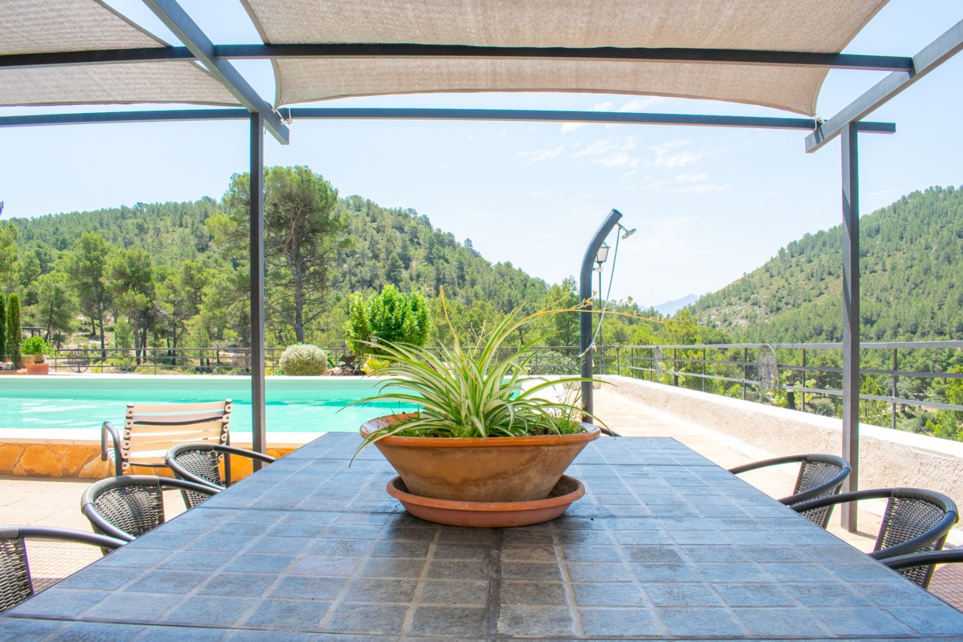 Resale - Villa - Onil