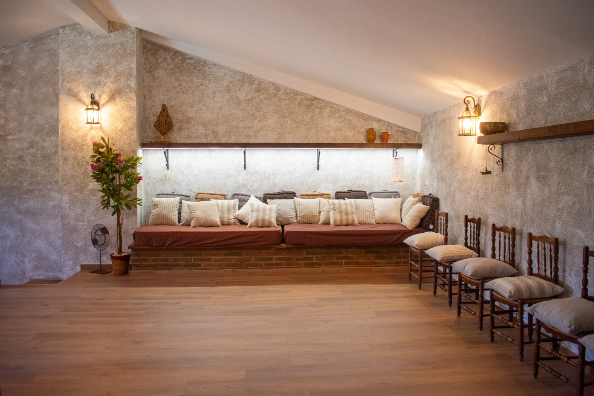 Resale - Villa - Onil