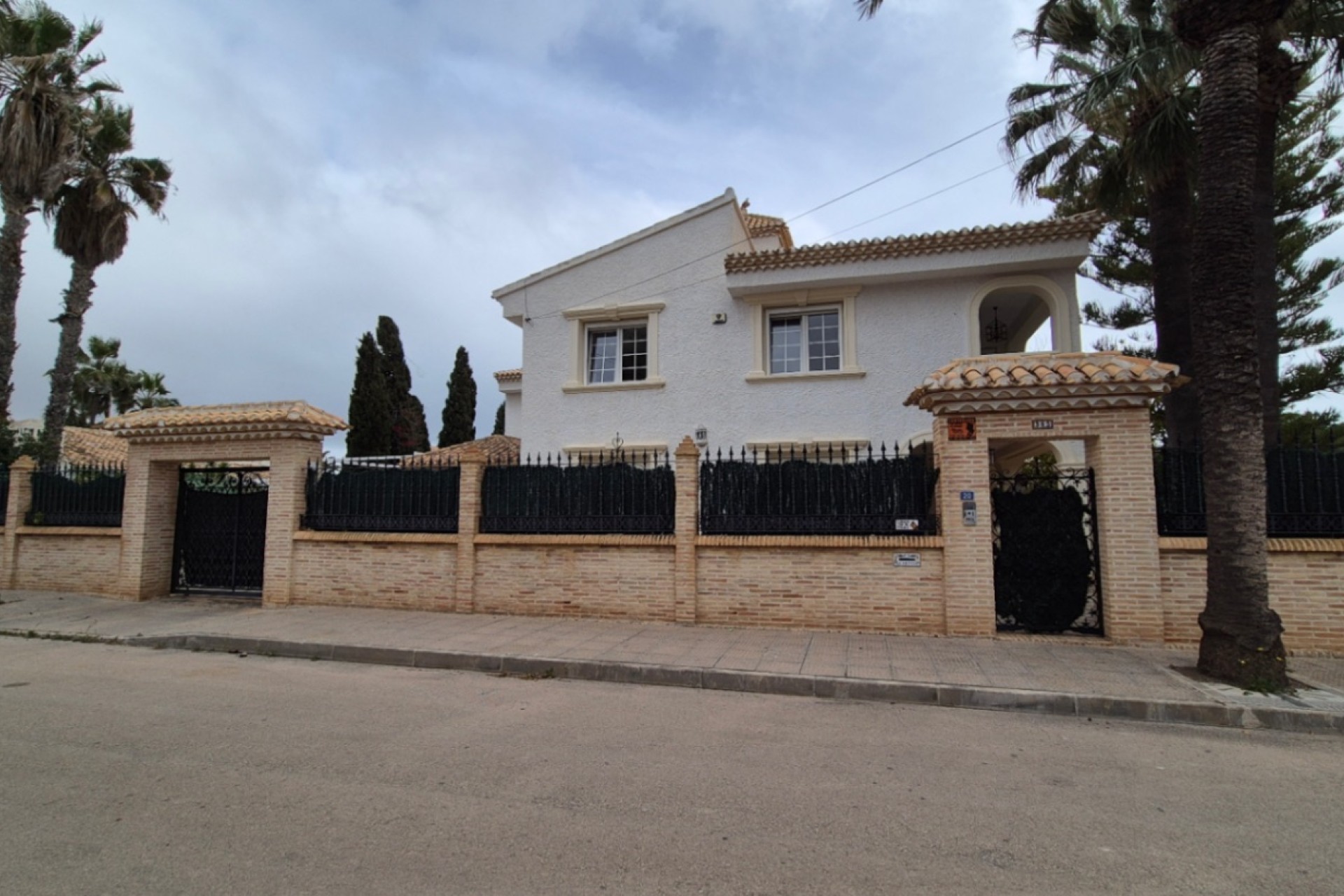 Resale - Villa - Orihuela - Costa Blanca