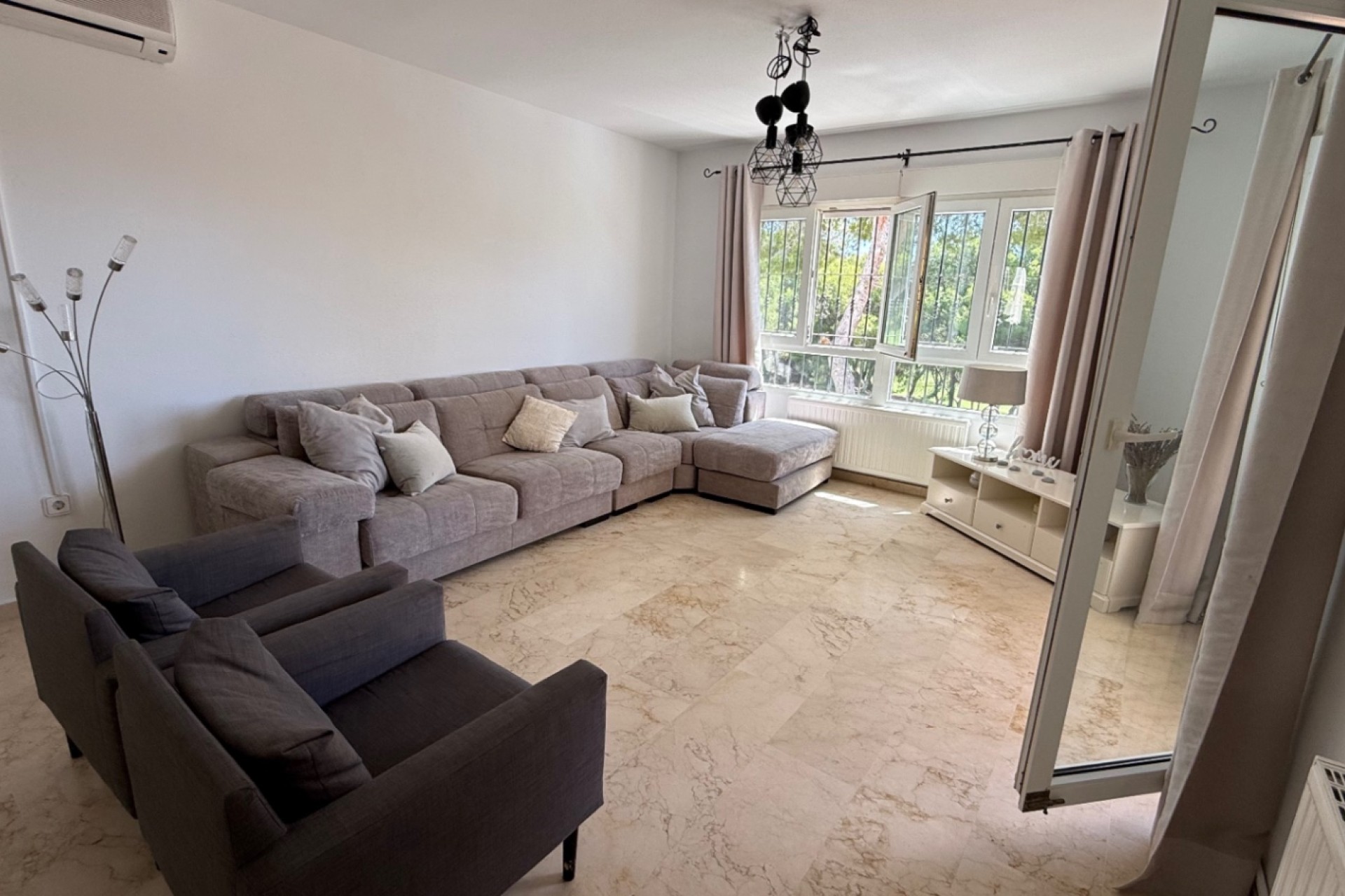 Resale - Villa - Orihuela - Costa Blanca