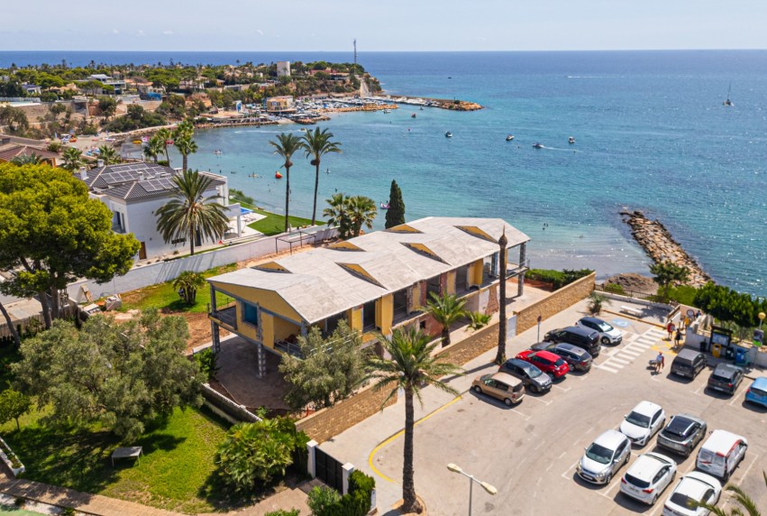 Resale - Villa - Orihuela Costa - Cabo Roig