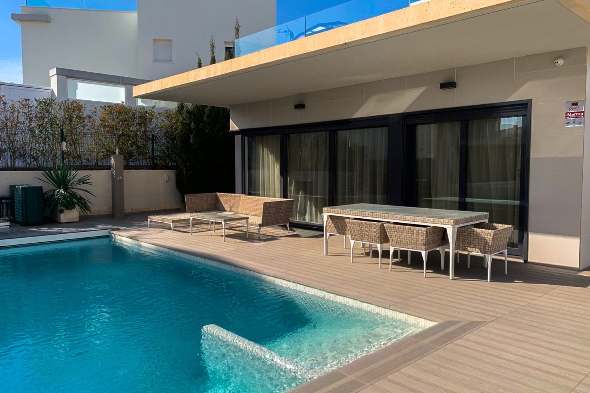 Resale - Villa - Orihuela Costa - Campoamor