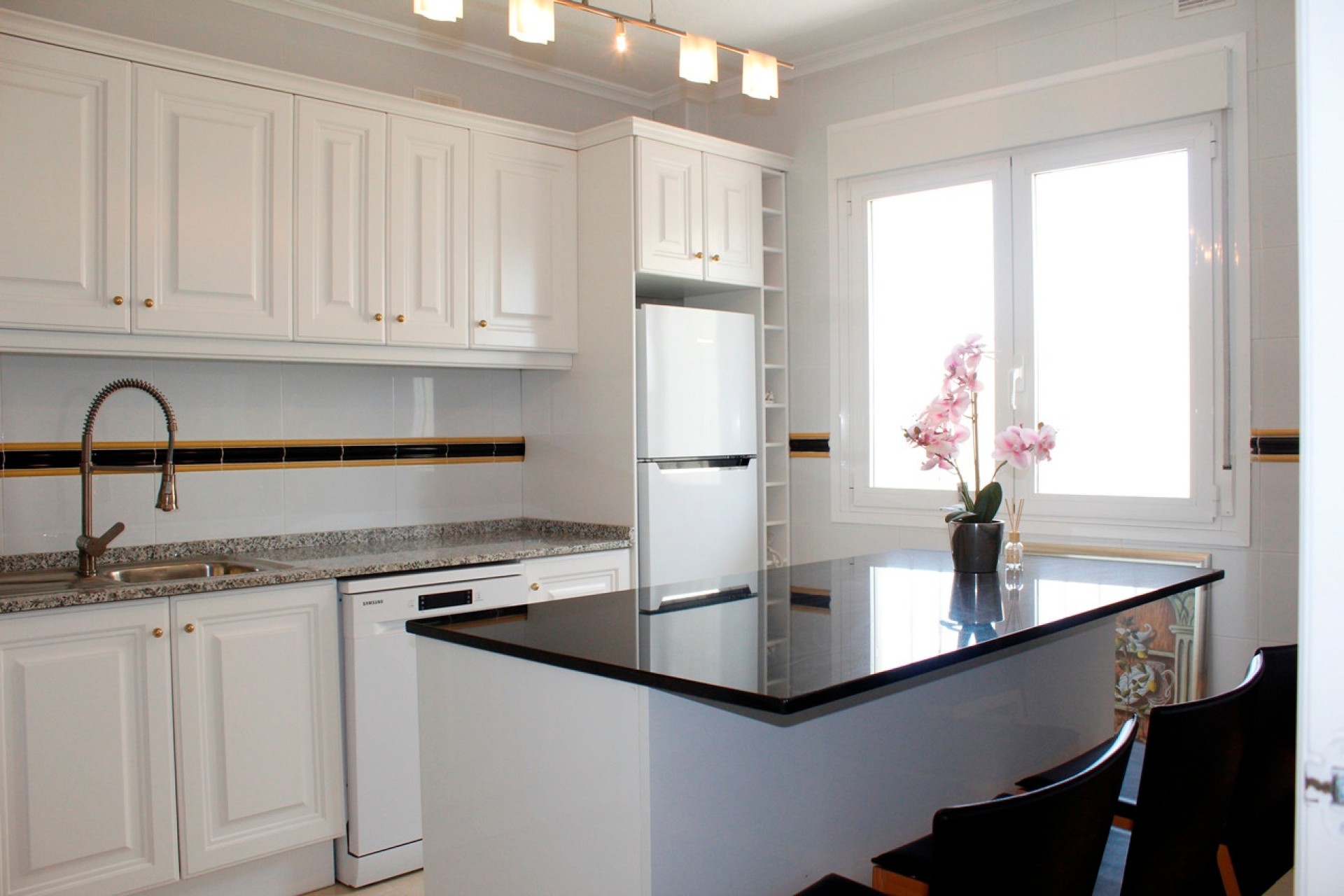 Resale - Villa - Orihuela Costa - Campoamor