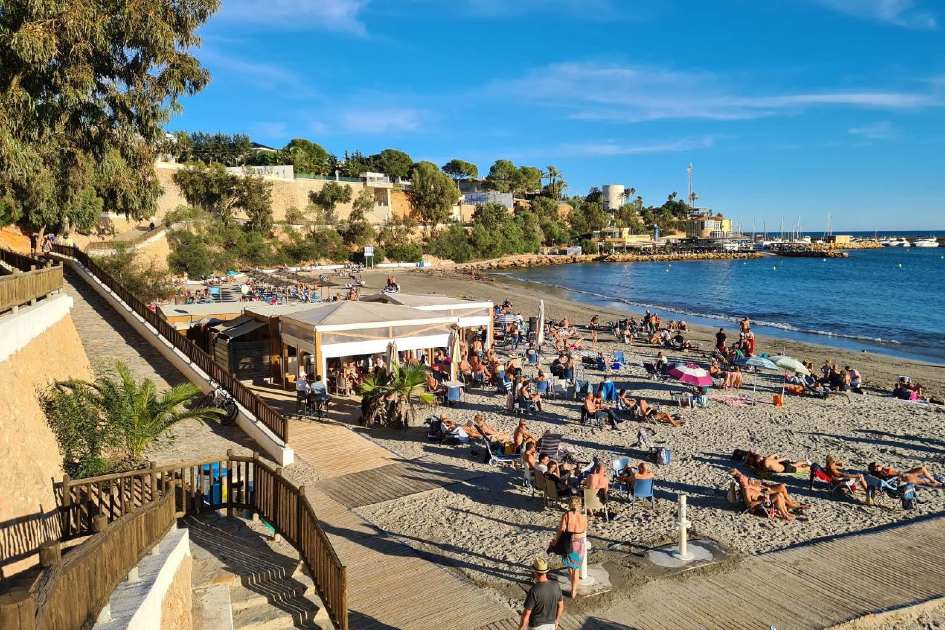 Resale - Villa - Orihuela Costa - Campoamor