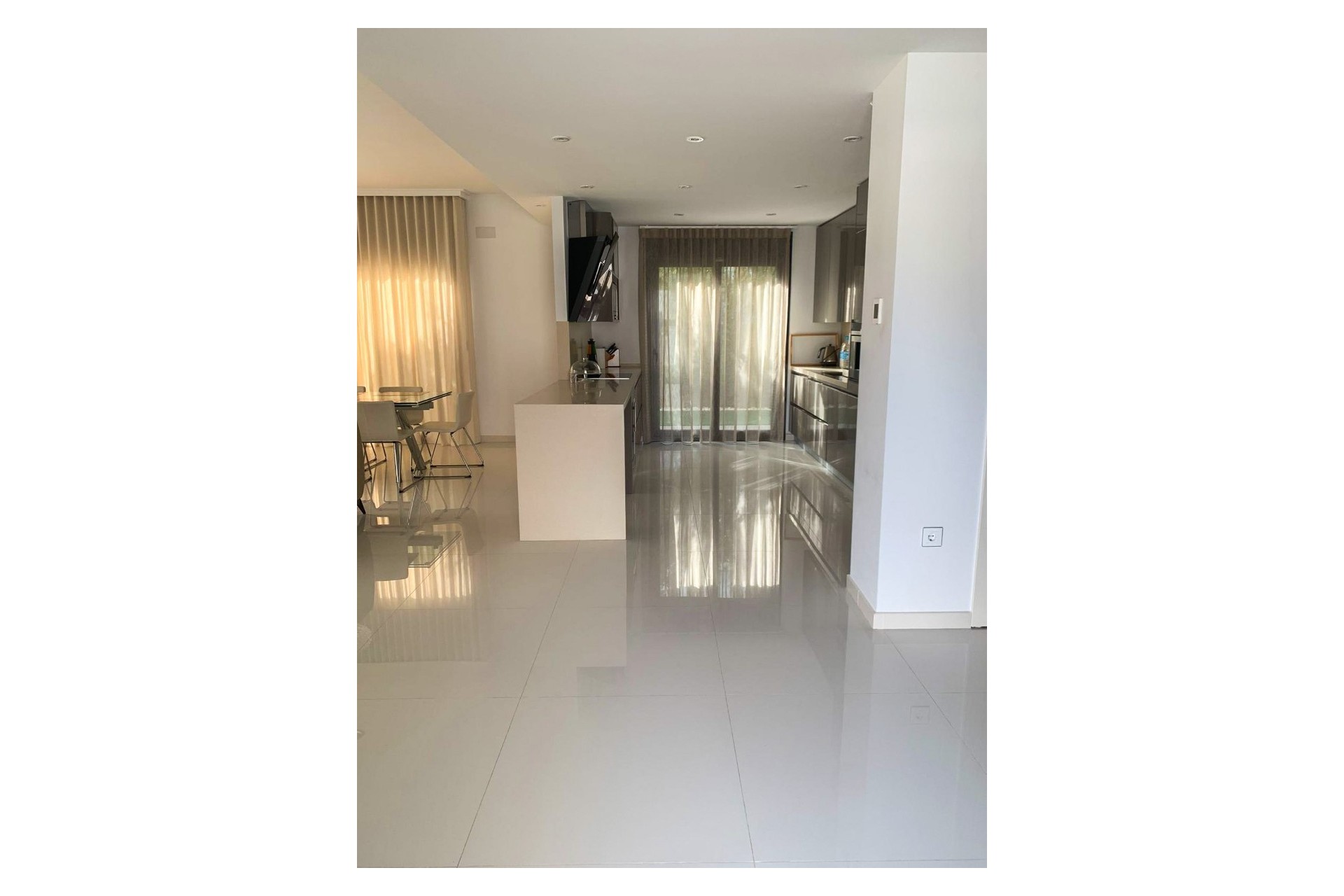 Resale - Villa - Orihuela Costa - Campoamor