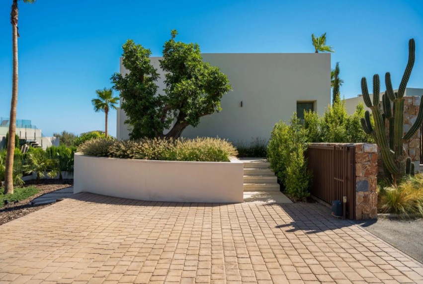 Resale - Villa - Orihuela Costa - Campos de Golf