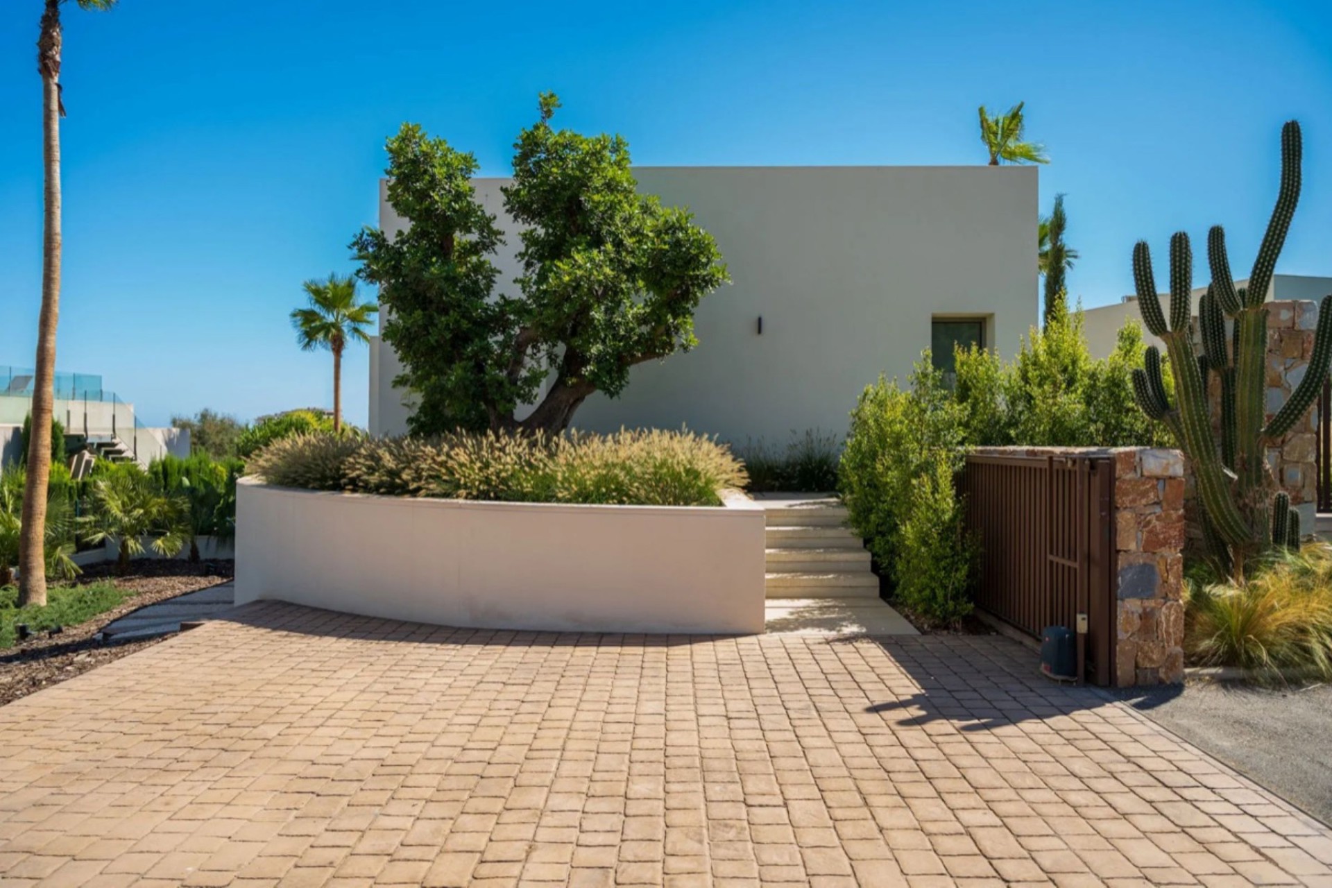 Resale - Villa - Orihuela Costa - Campos de Golf