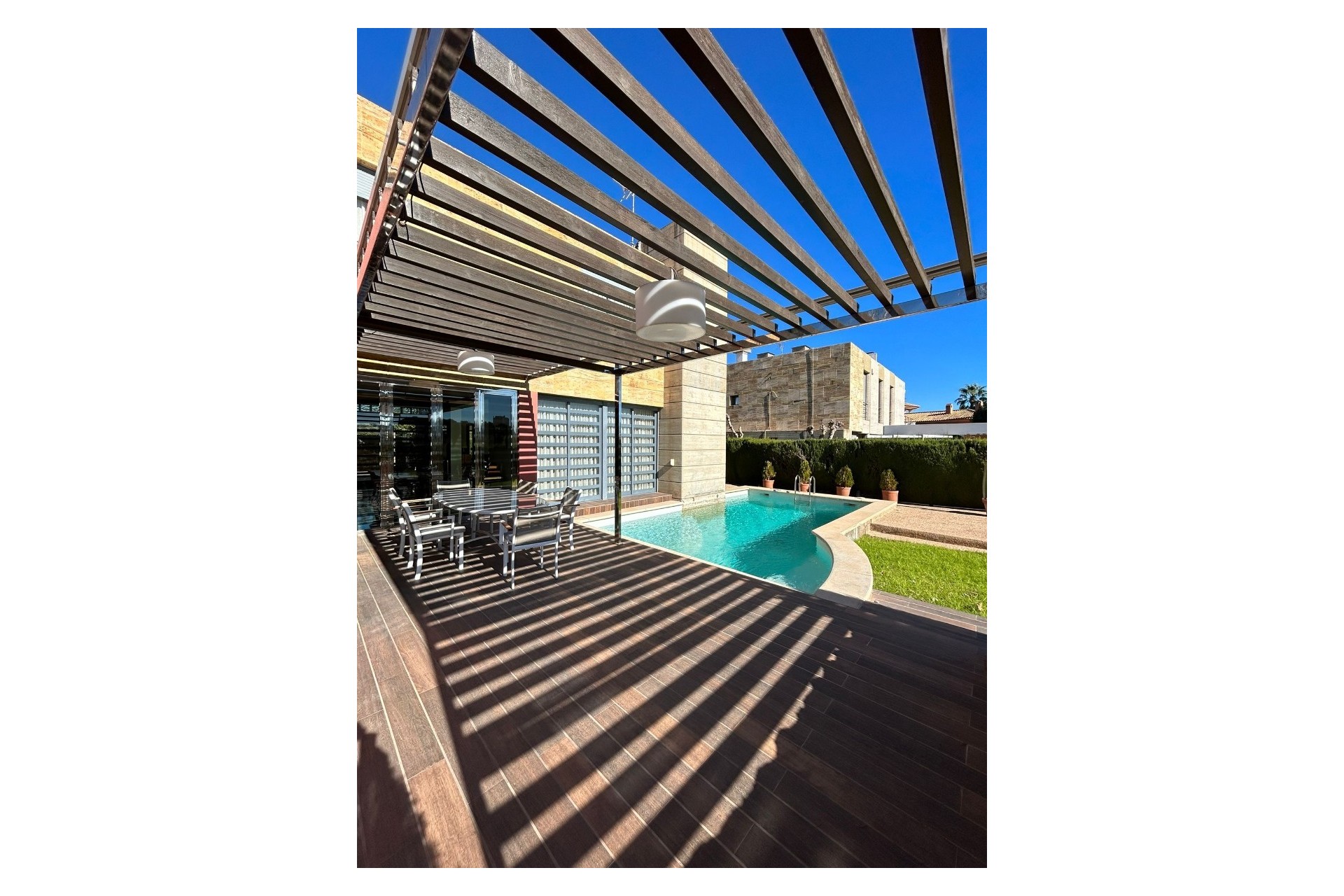 Resale - Villa - Orihuela Costa - Dehesa de campoamor