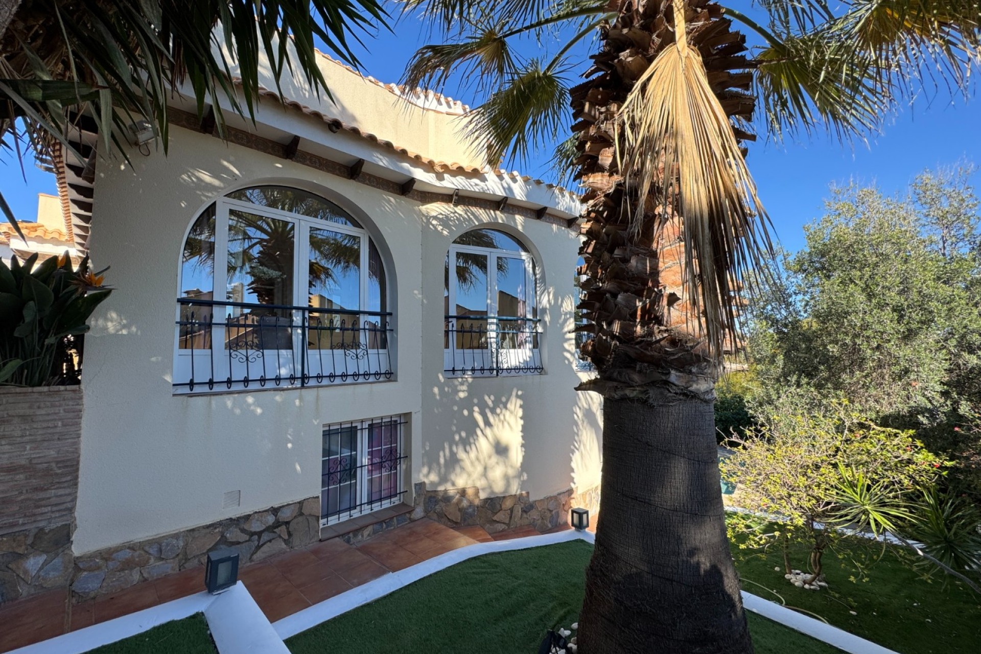 Resale - Villa - Orihuela Costa - La Zenia