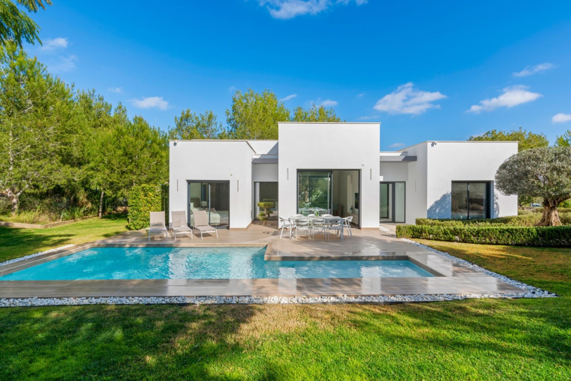 Resale - Villa - Orihuela Costa - Las Colinas golf