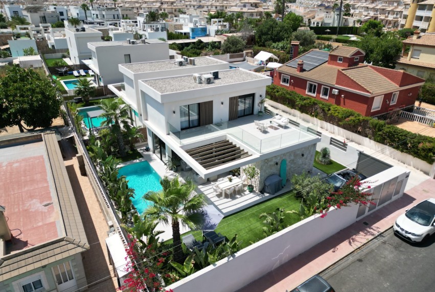 Resale - Villa - Orihuela Costa - Lomas De Cabo Roig