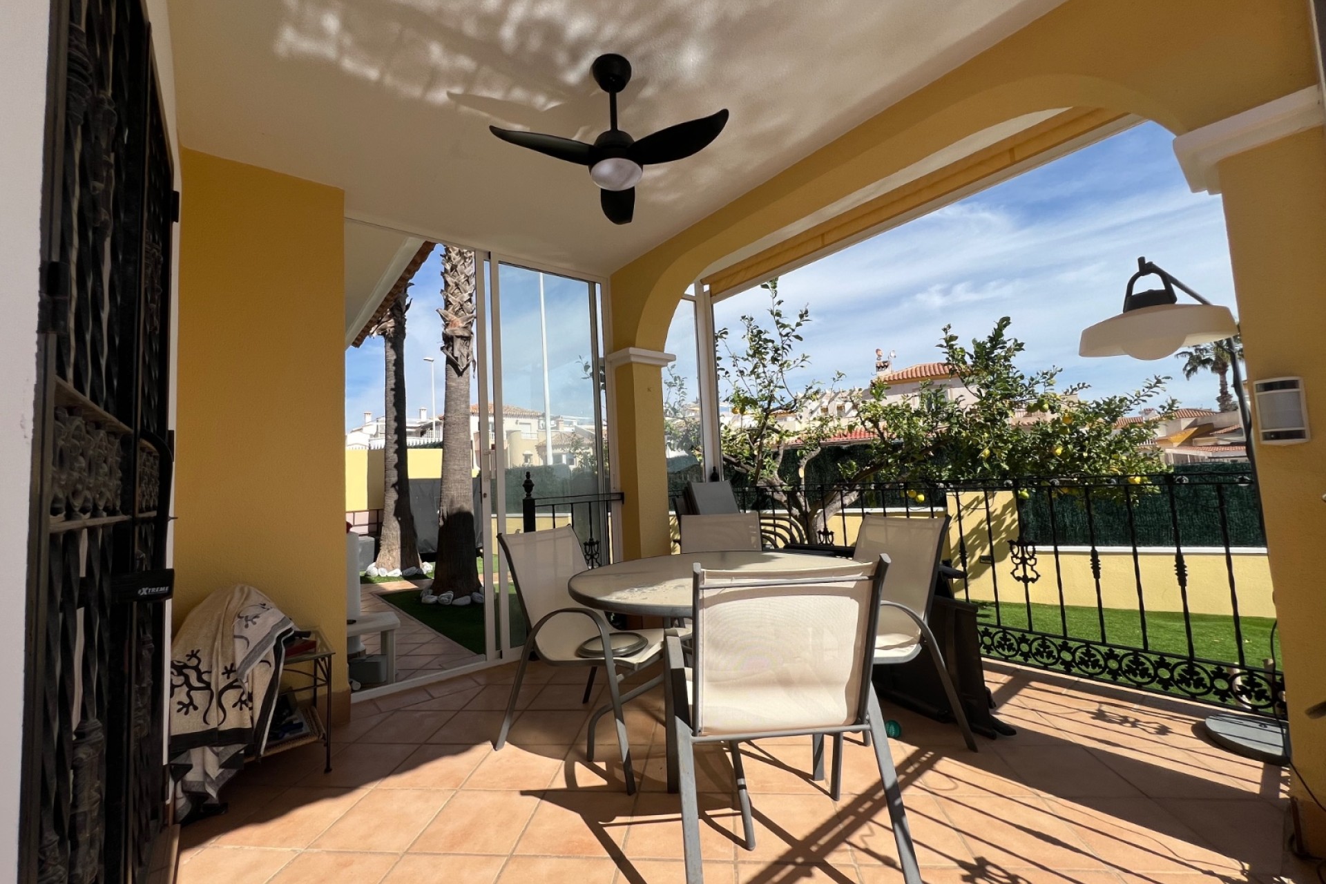 Resale - Villa - Orihuela Costa - Los Dolses