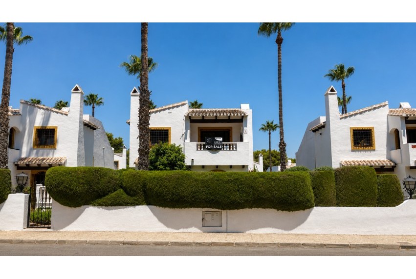 Resale - Villa - Orihuela Costa - Los Dolses