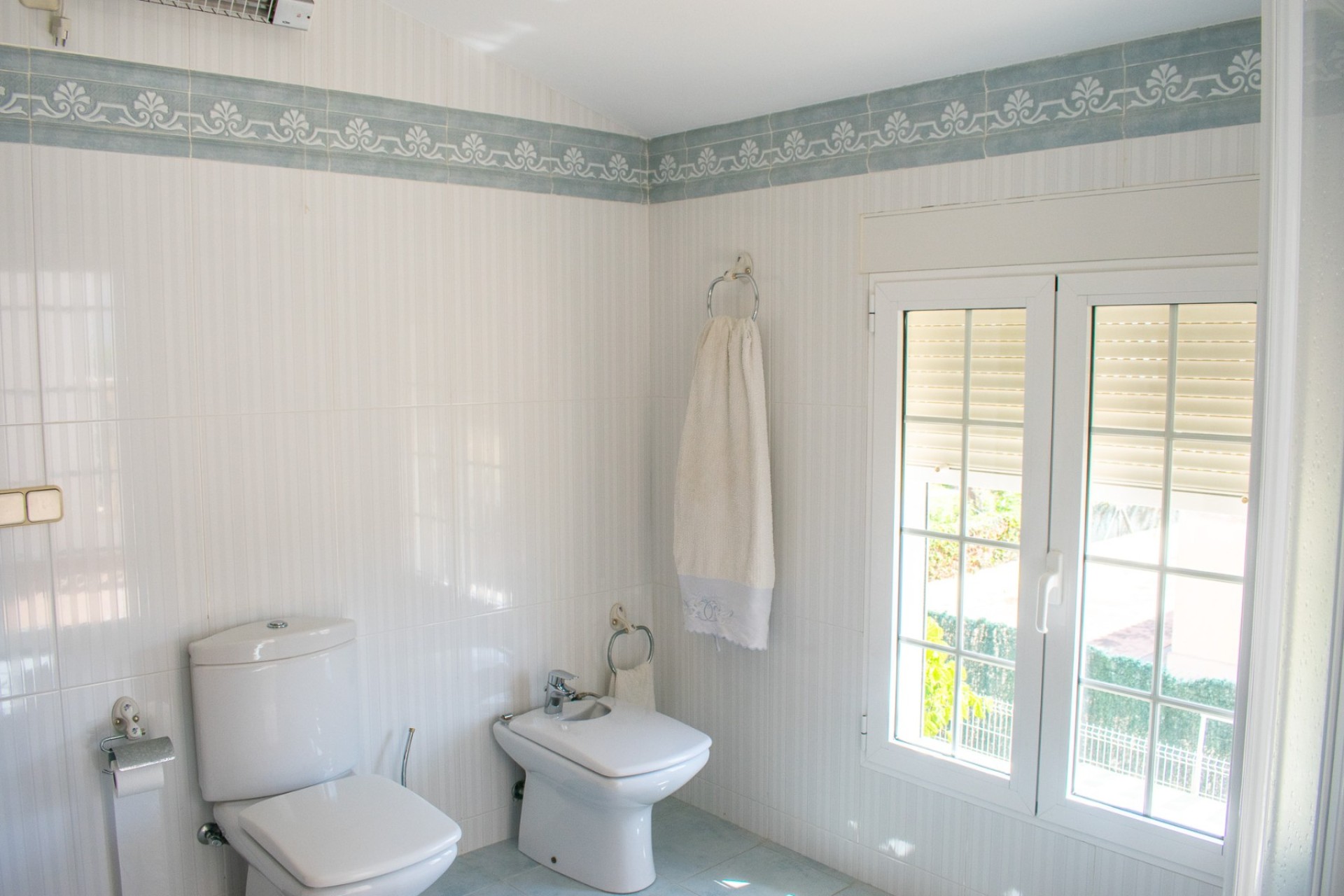 Resale - Villa - Orihuela Costa - MUY CERCA DE LA PLAYA