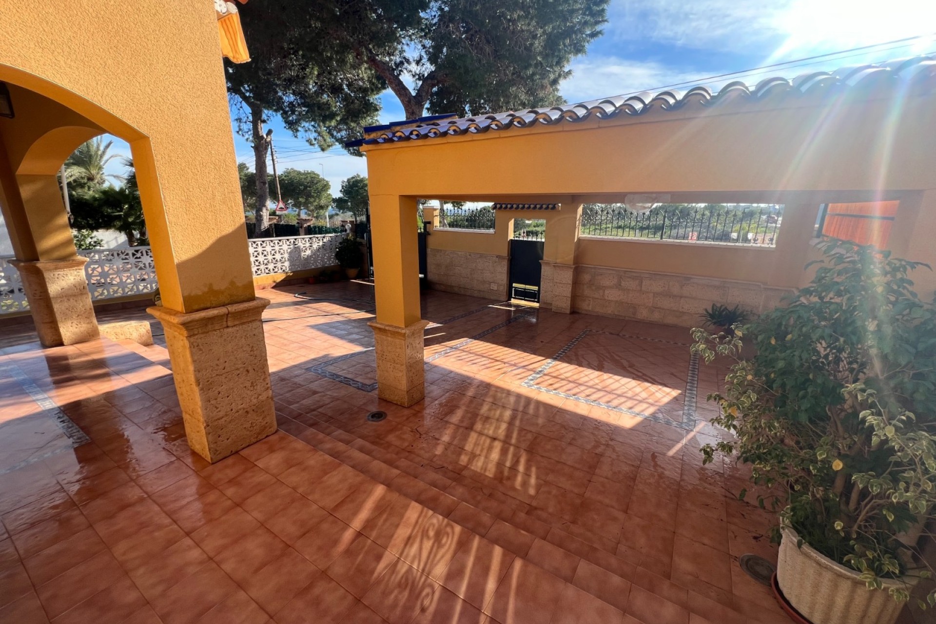 Resale - Villa - Orihuela Costa - Punta Prima