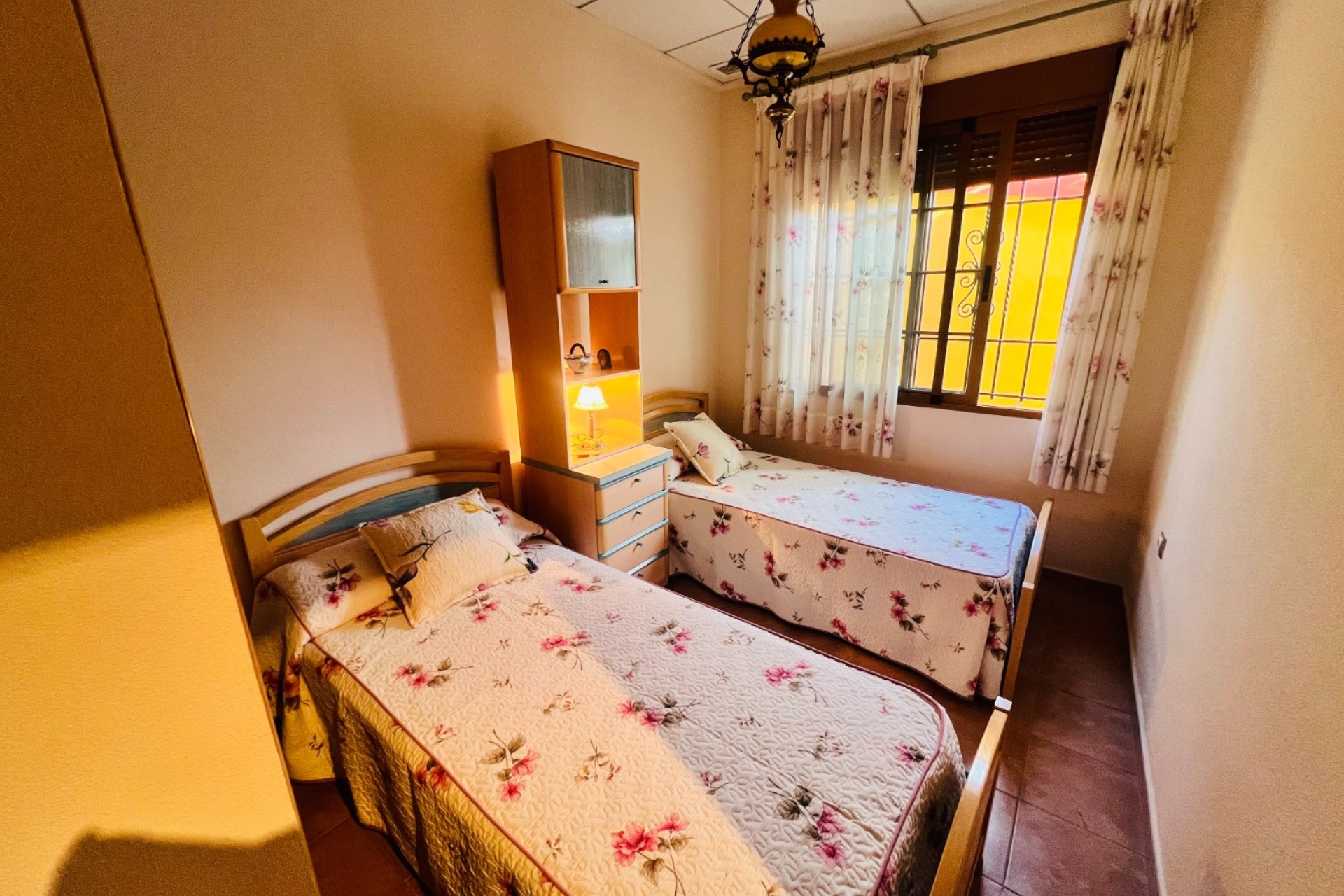 Resale - Villa - Orihuela Costa - Punta Prima