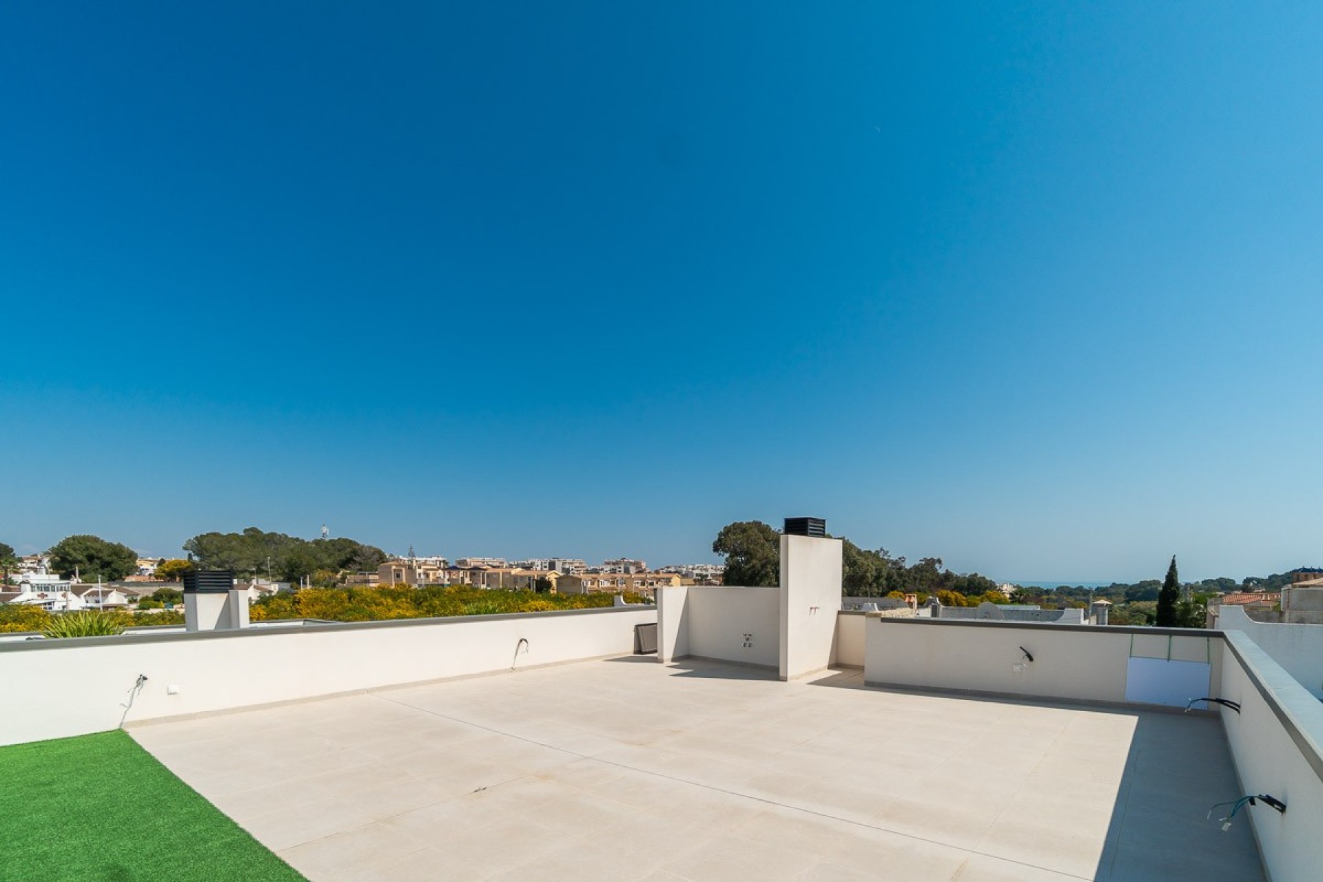 Resale - Villa - Orihuela Costa - Villamartin Golf