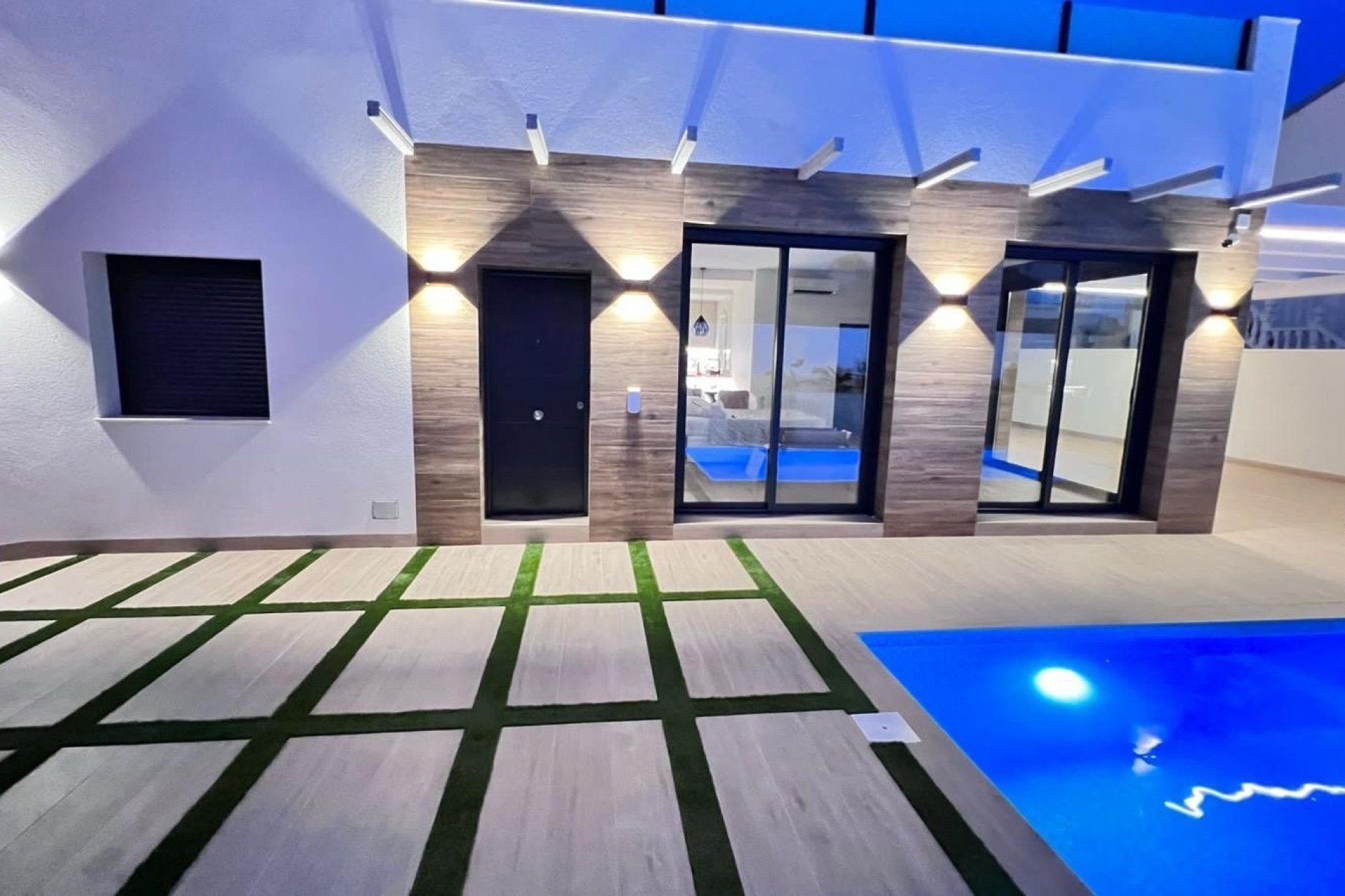 Resale - Villa - Orihuela Costa - Villamartín
